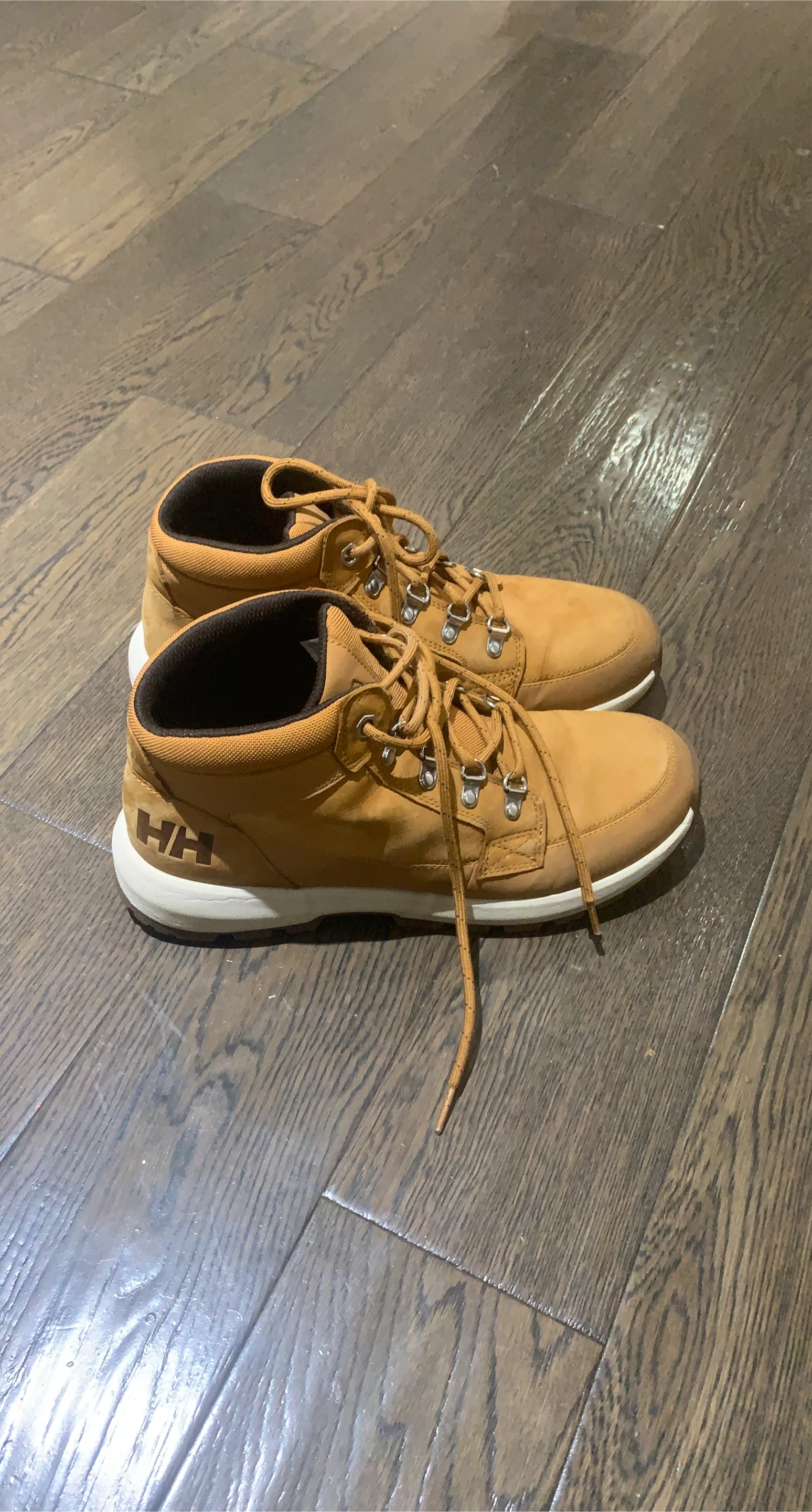 Helly Hansen Wheat Hiking Boots