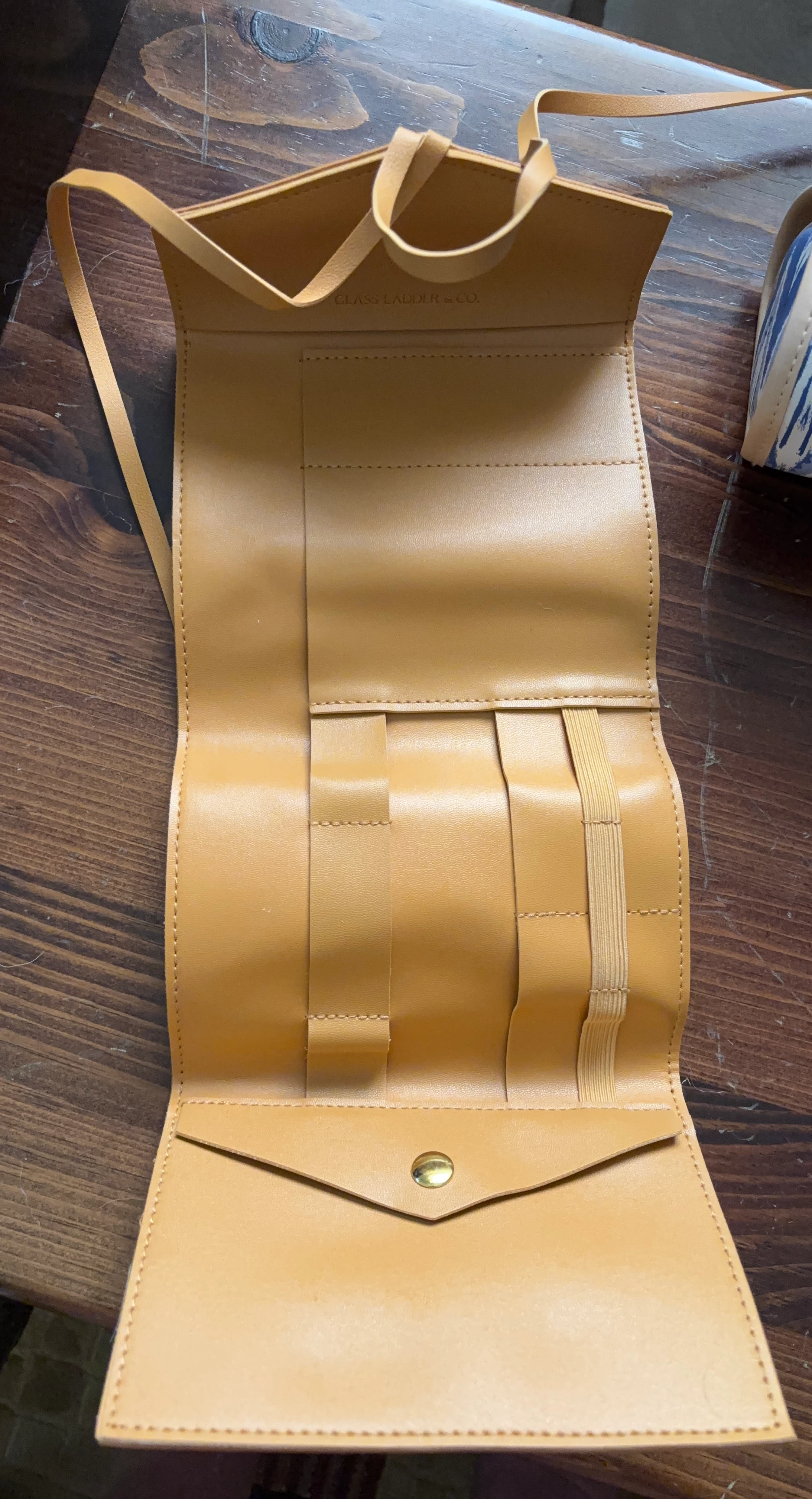 Class Ladder Co. Leather Roll Organizer