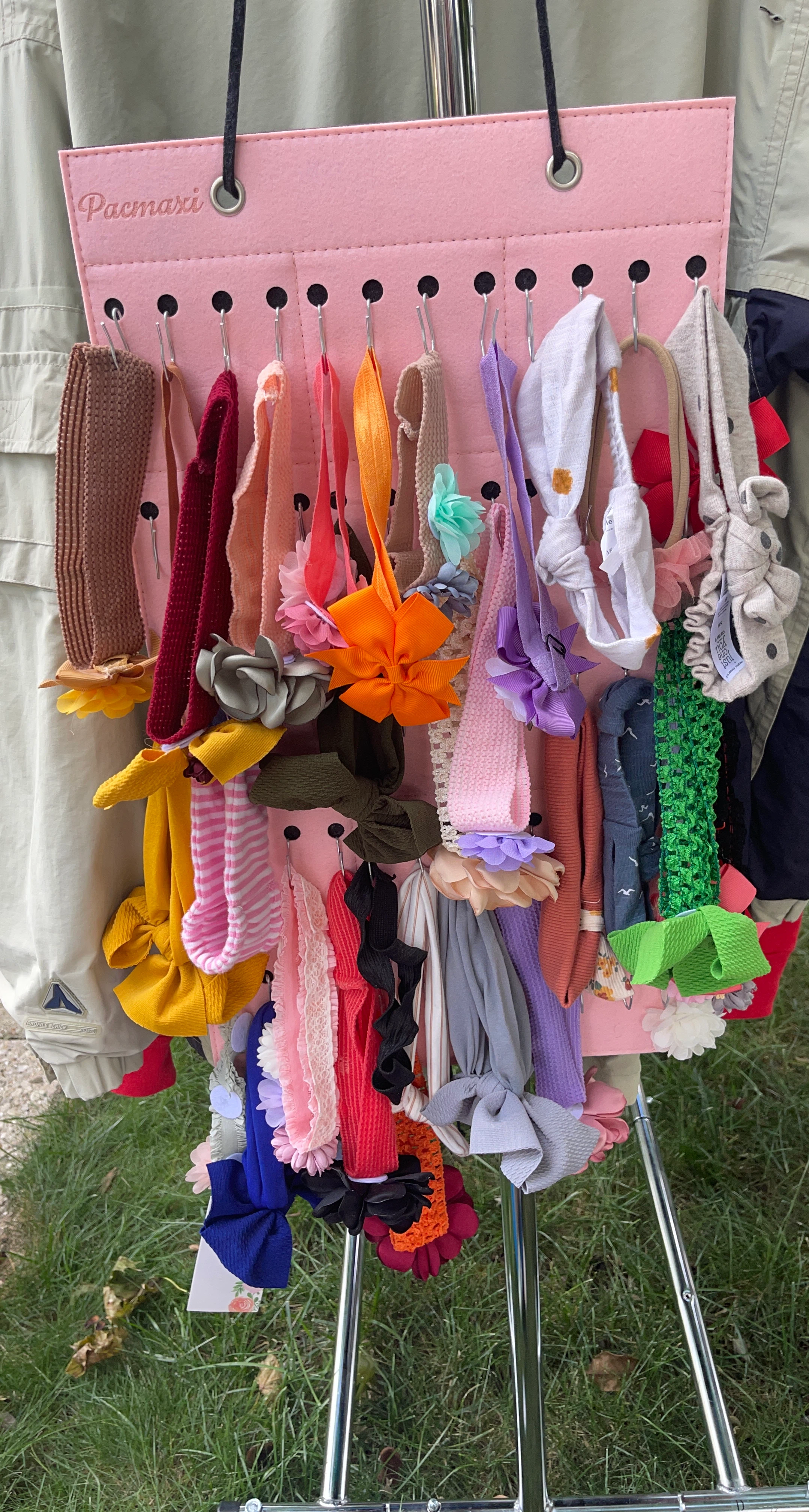 Pacmaxi Pink Headband Organizer with Assorted Headbands & Bows