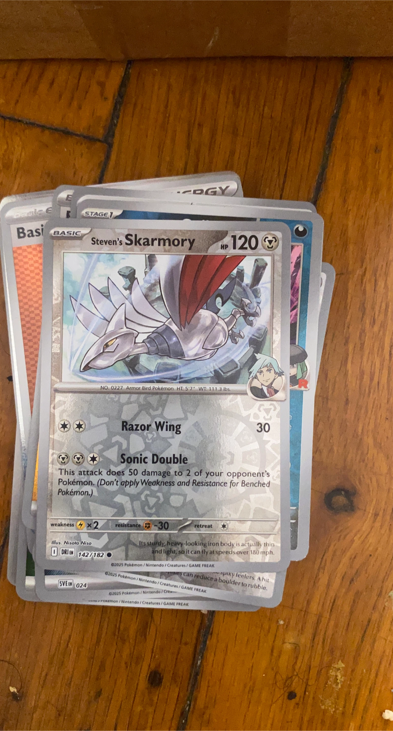 Steven's Skarmory Pokemon Card 142/182