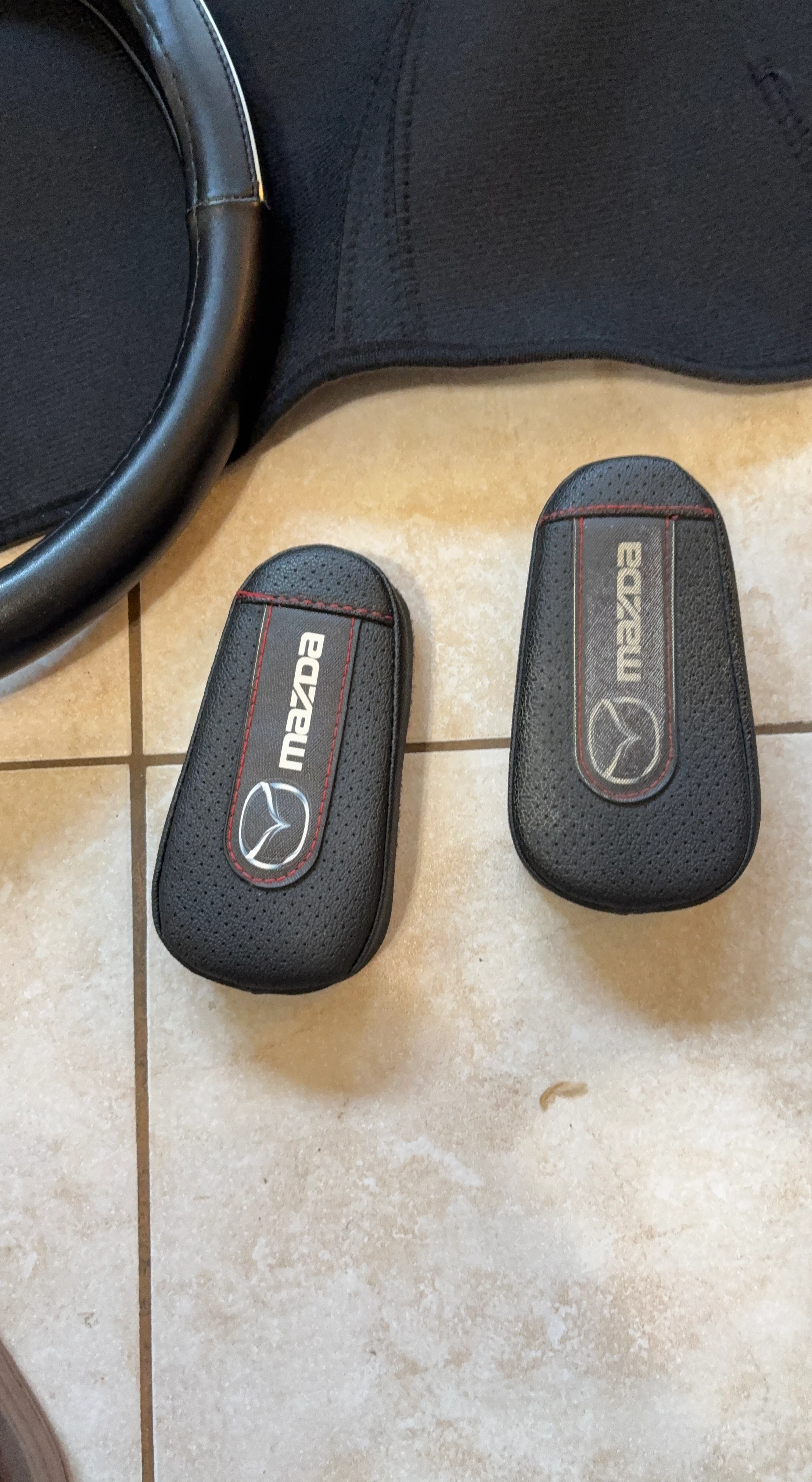 Car Knee Cushion Pad
