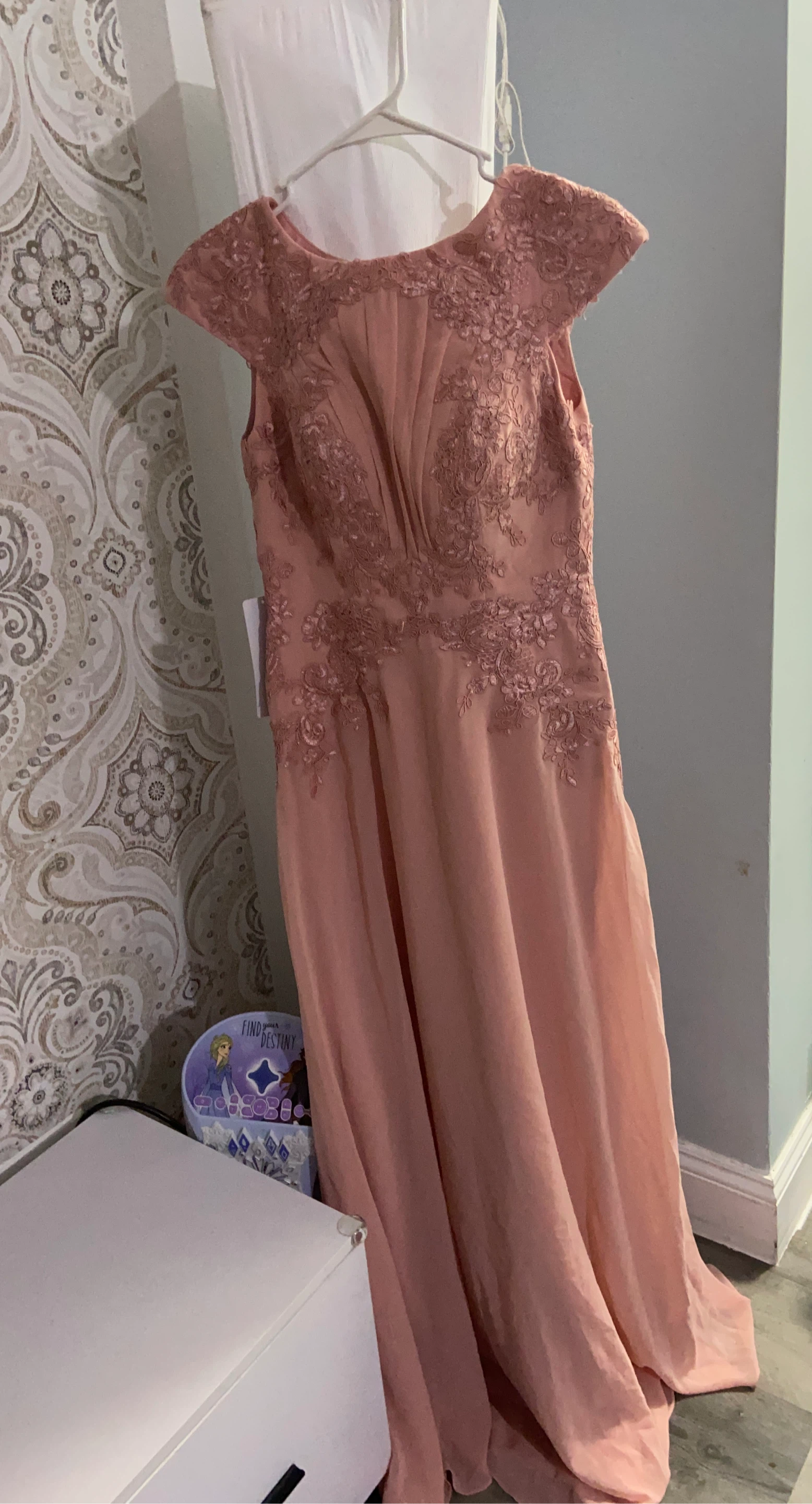 Pink Lace Appliqué Formal Gown