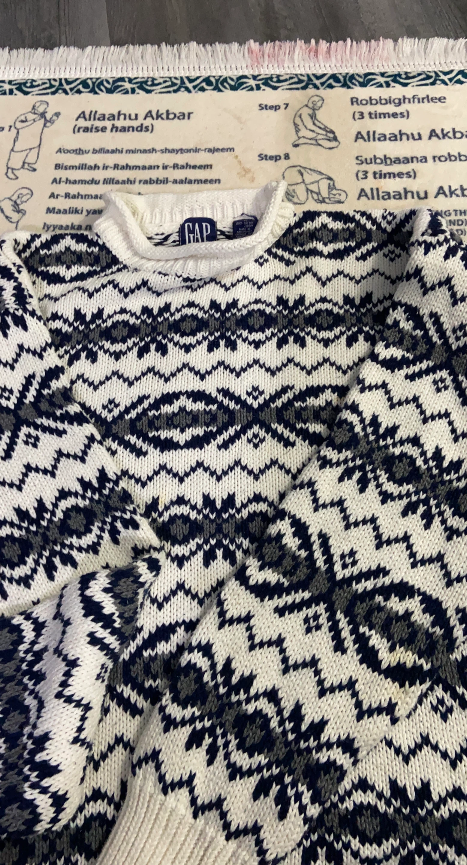 GAP Geometric Pattern Knit Sweater