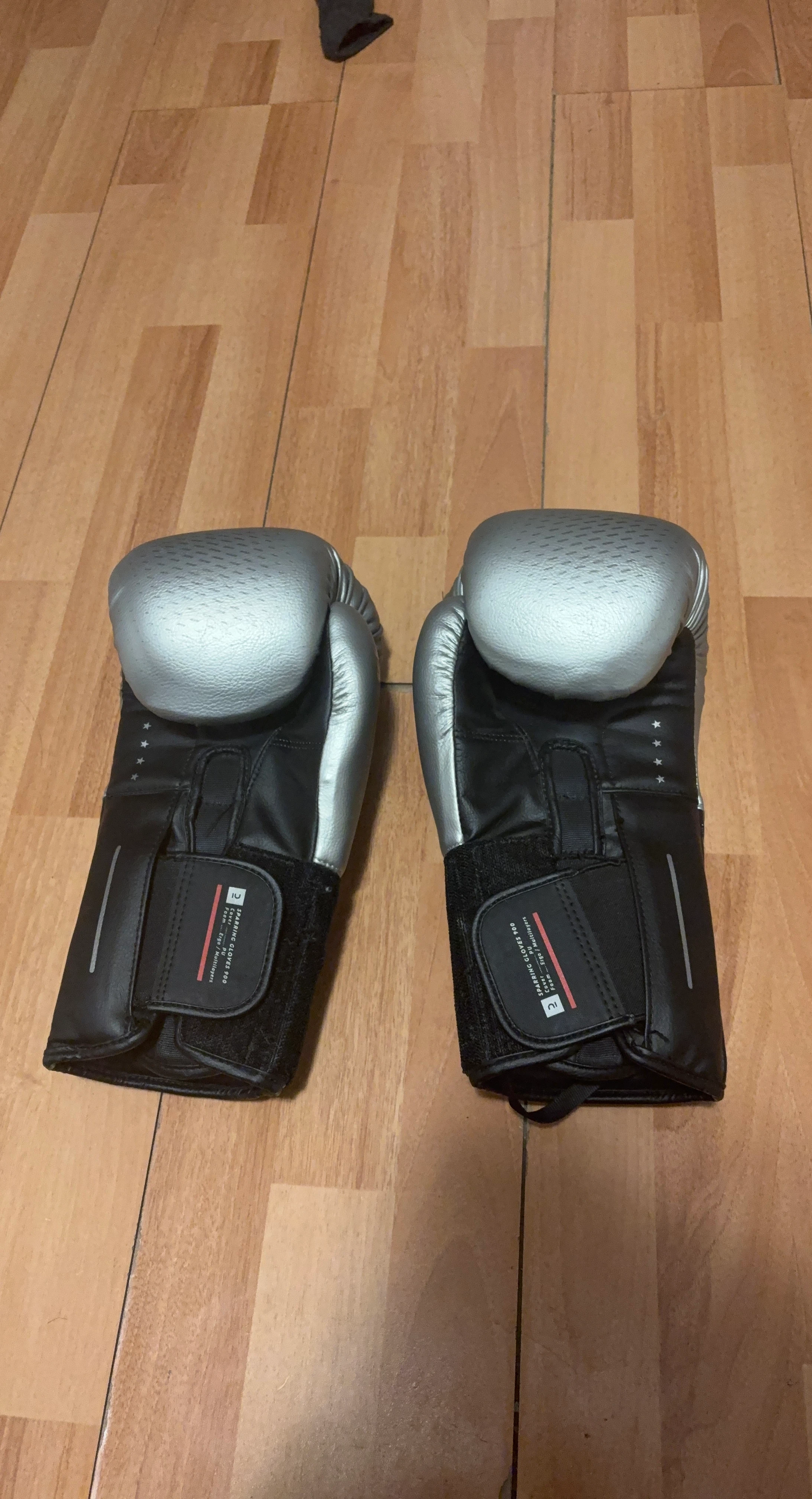 Outshock Boxing Gloves - 14oz