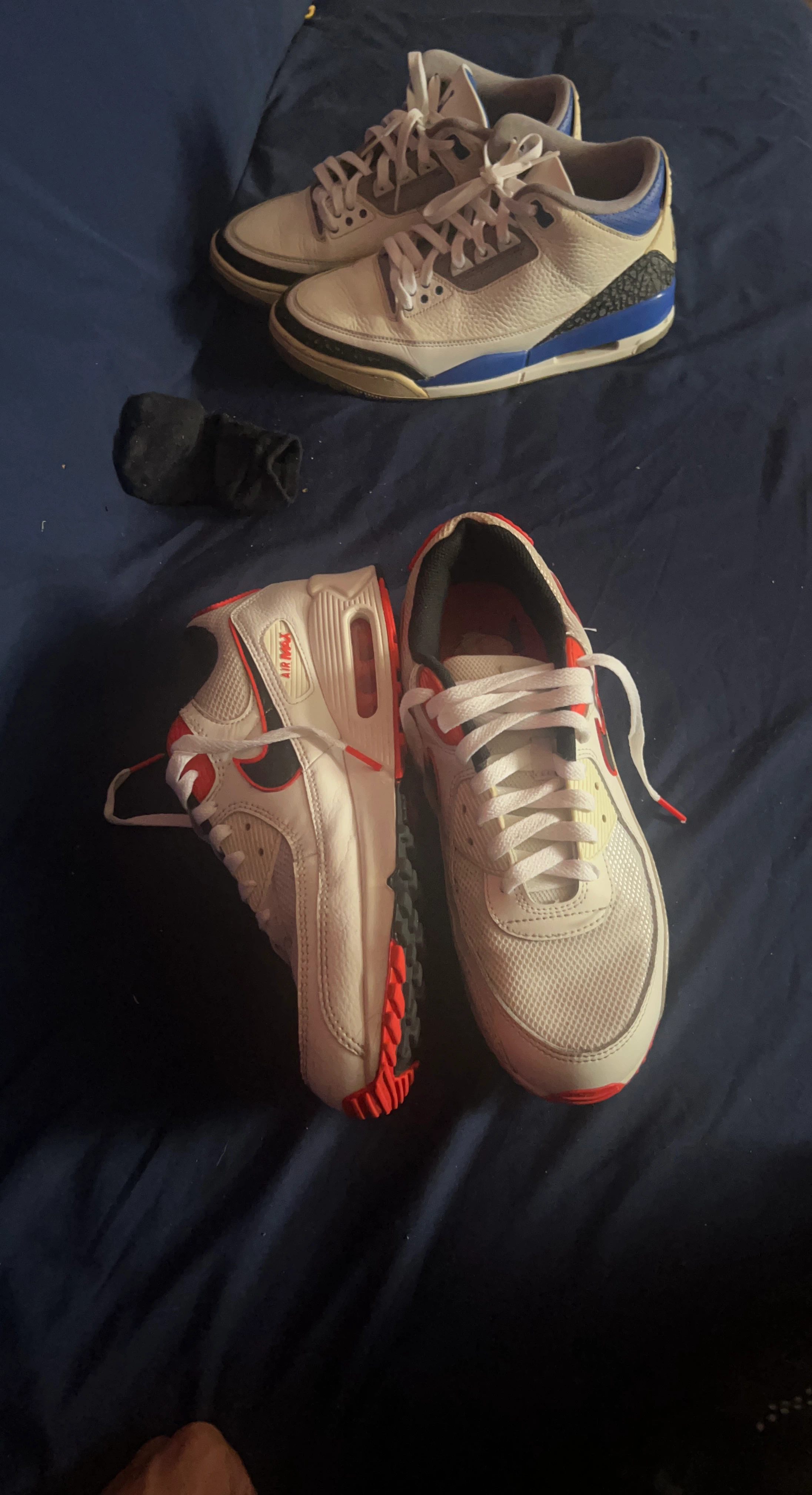 Nike Air Max 90 Sneakers