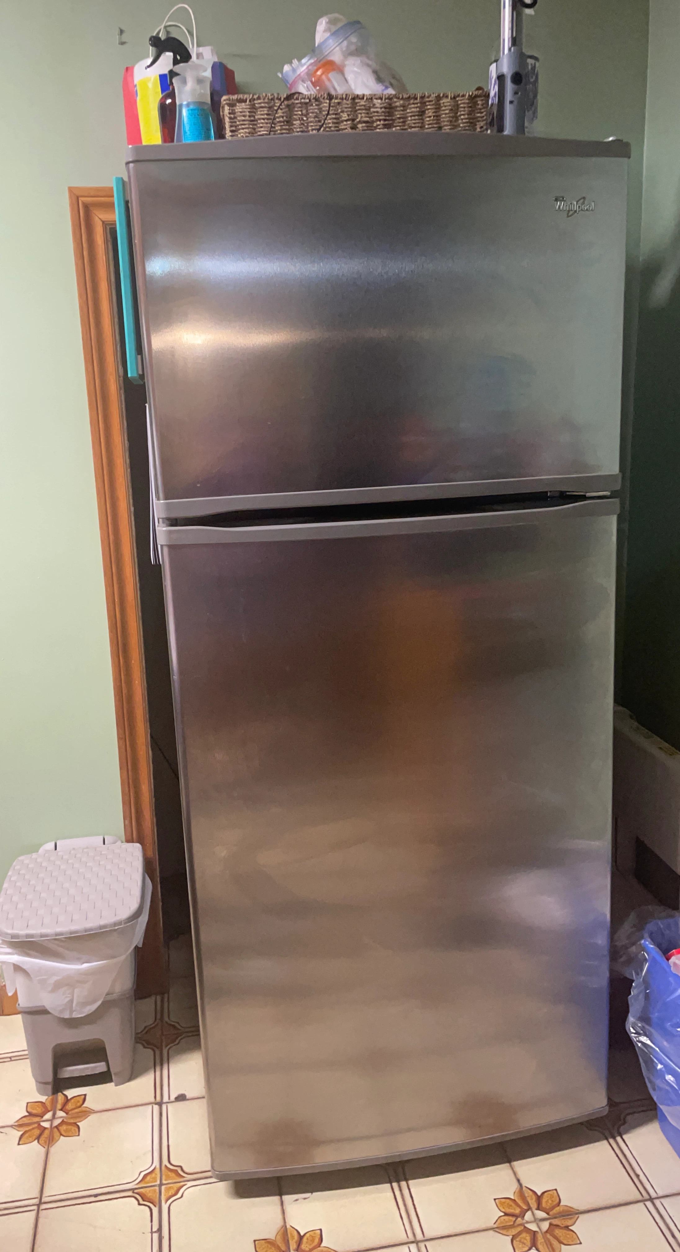 Whirlpool Top-Freezer Refrigerator
