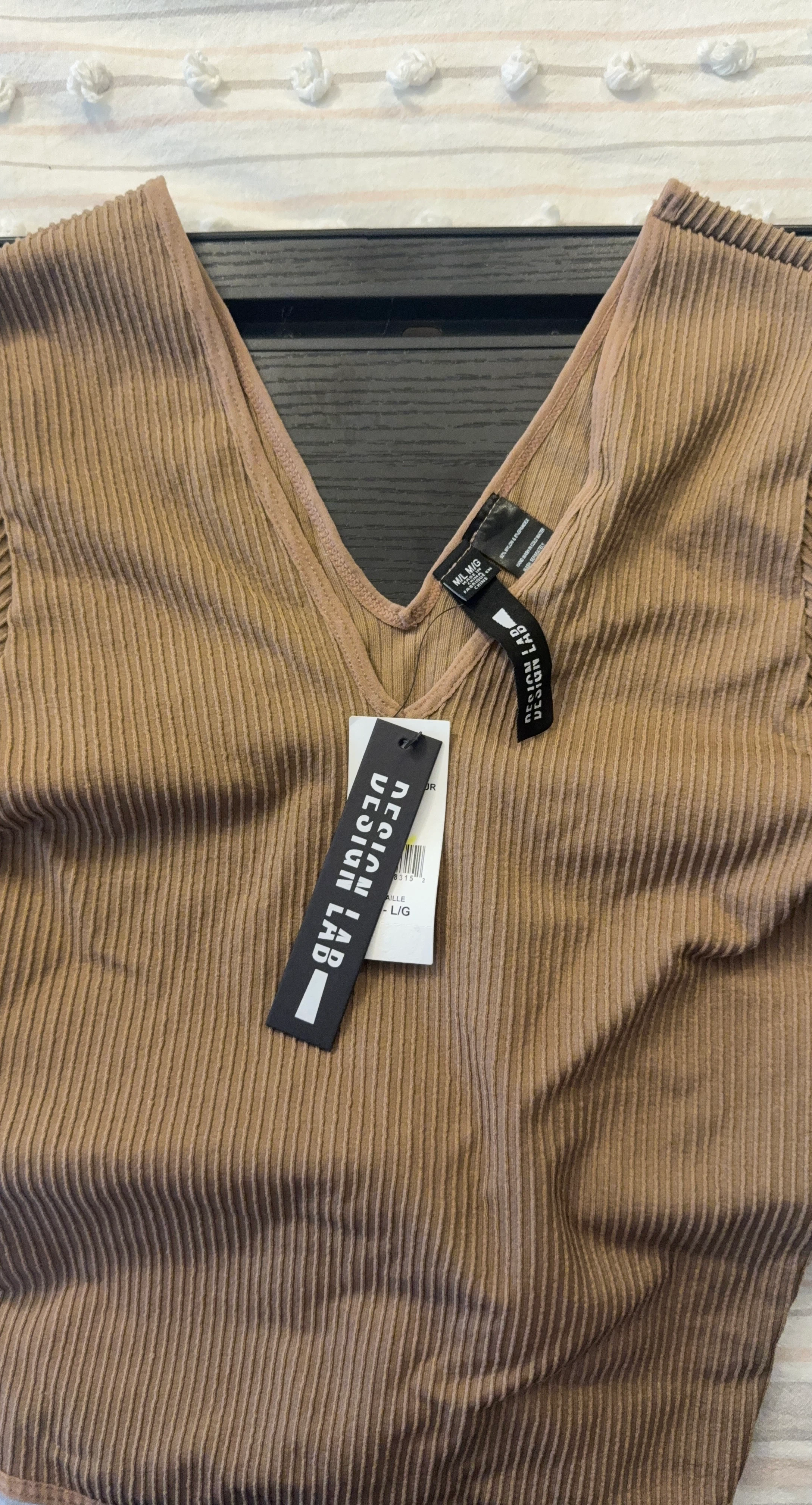 Design Lab Ribbed V-Neck Tank Top - photo 2