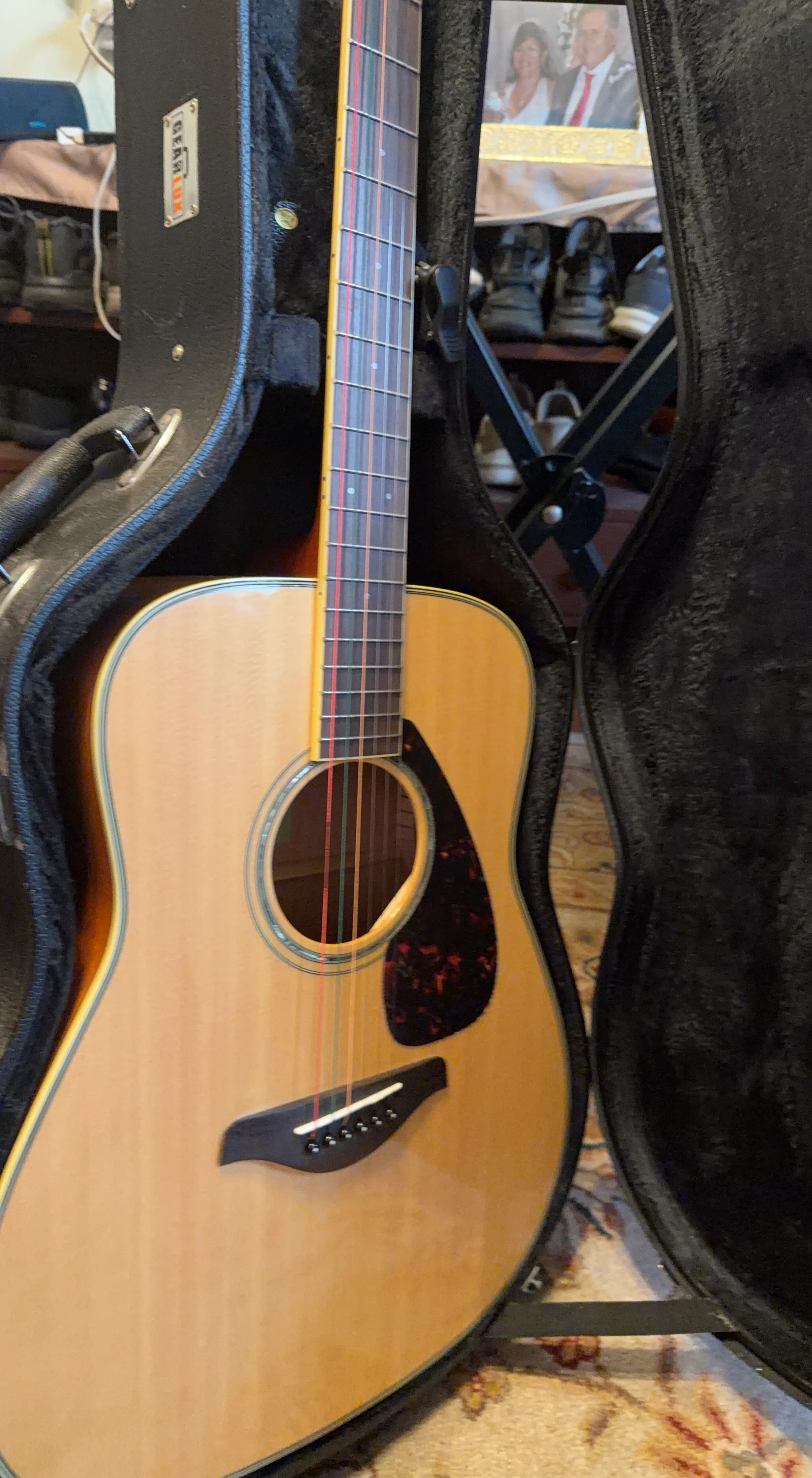 Yamaha Acoustic Guitar with Gearlux Case