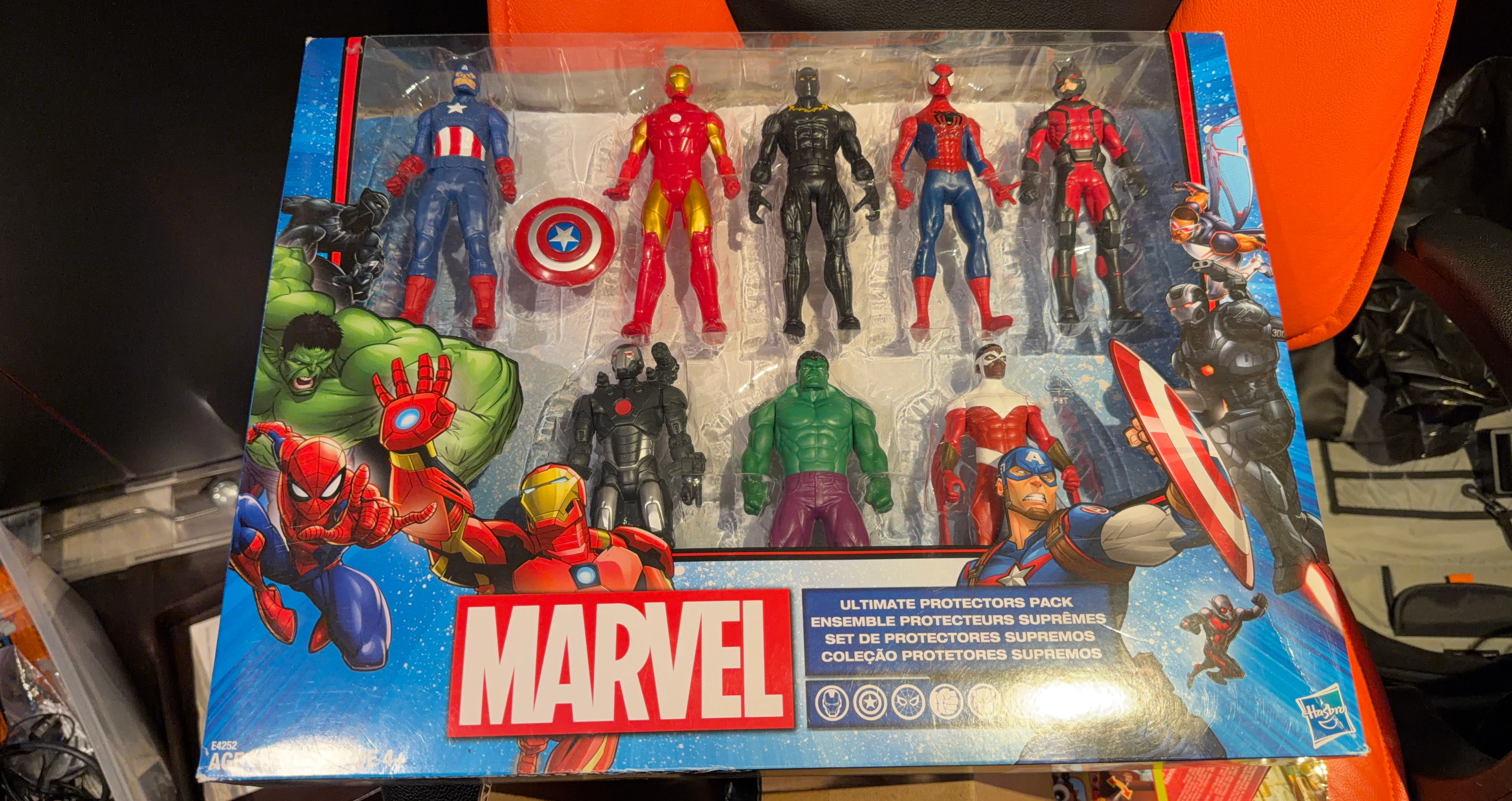 Marvel Avengers Ultimate Protectors Action Figure Pack