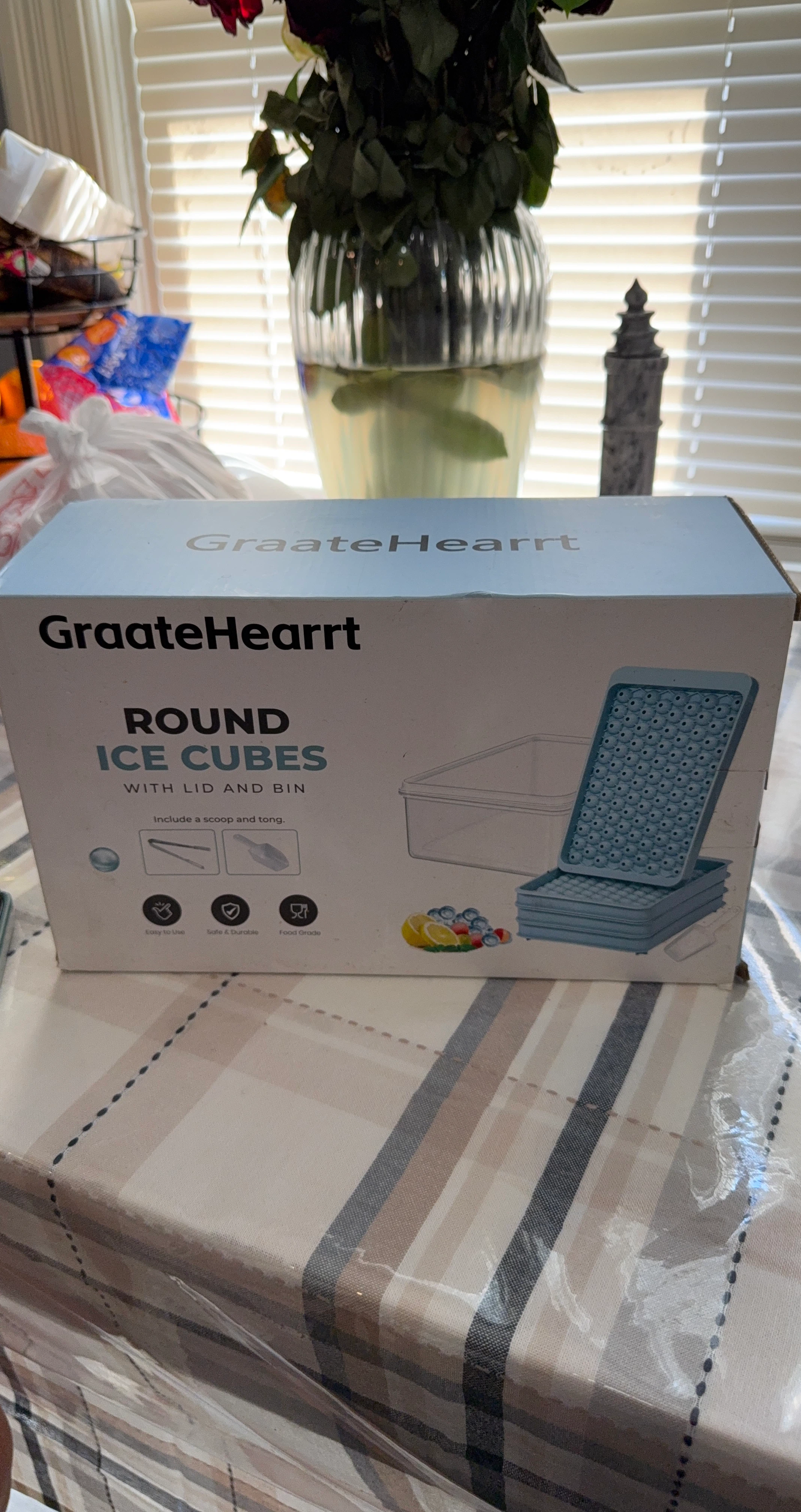 GraateHearrt Round Ice Cube Tray with Bin