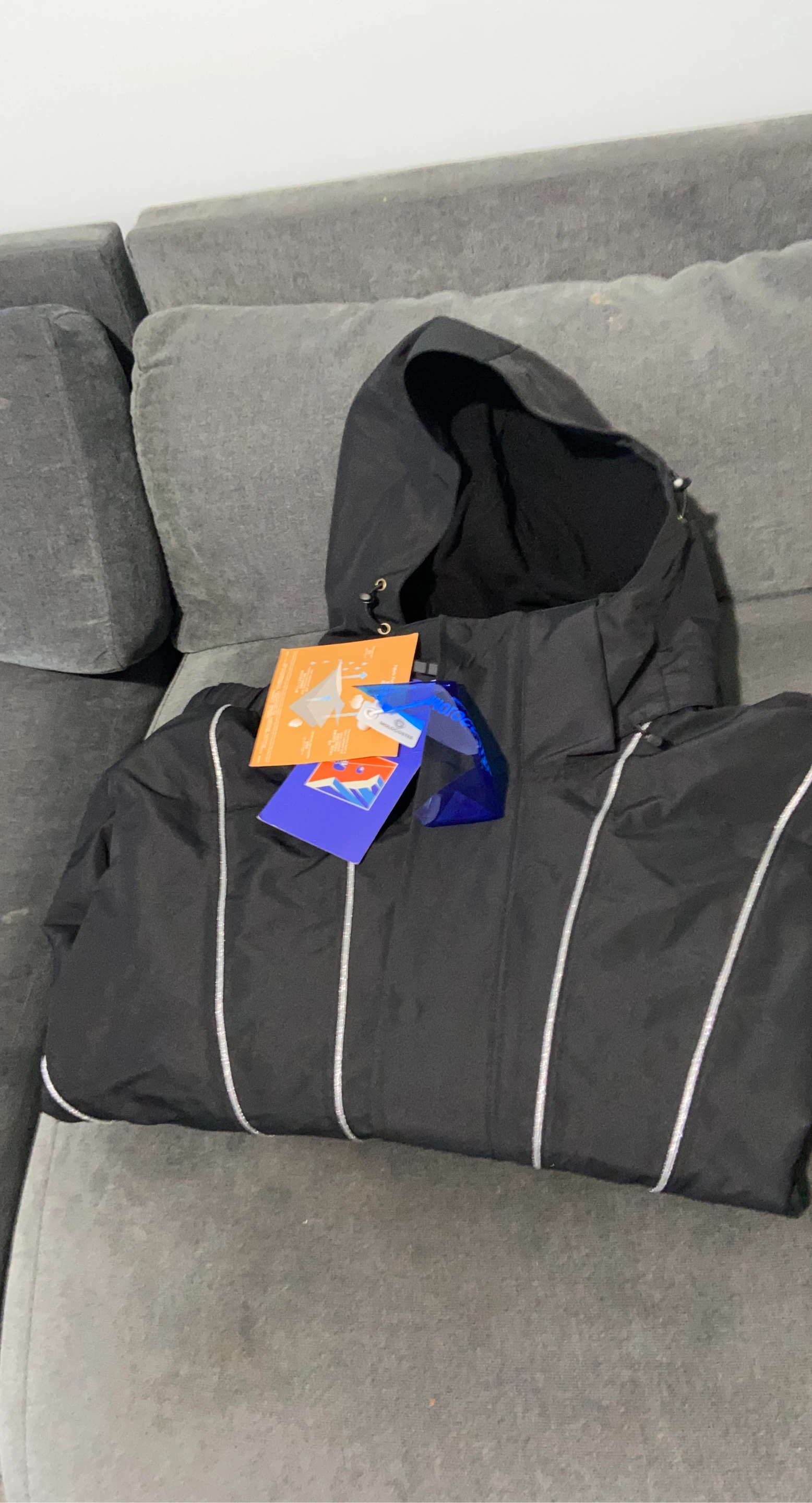 Hollogoster Black Hooded Jacket in Manhattan, NY