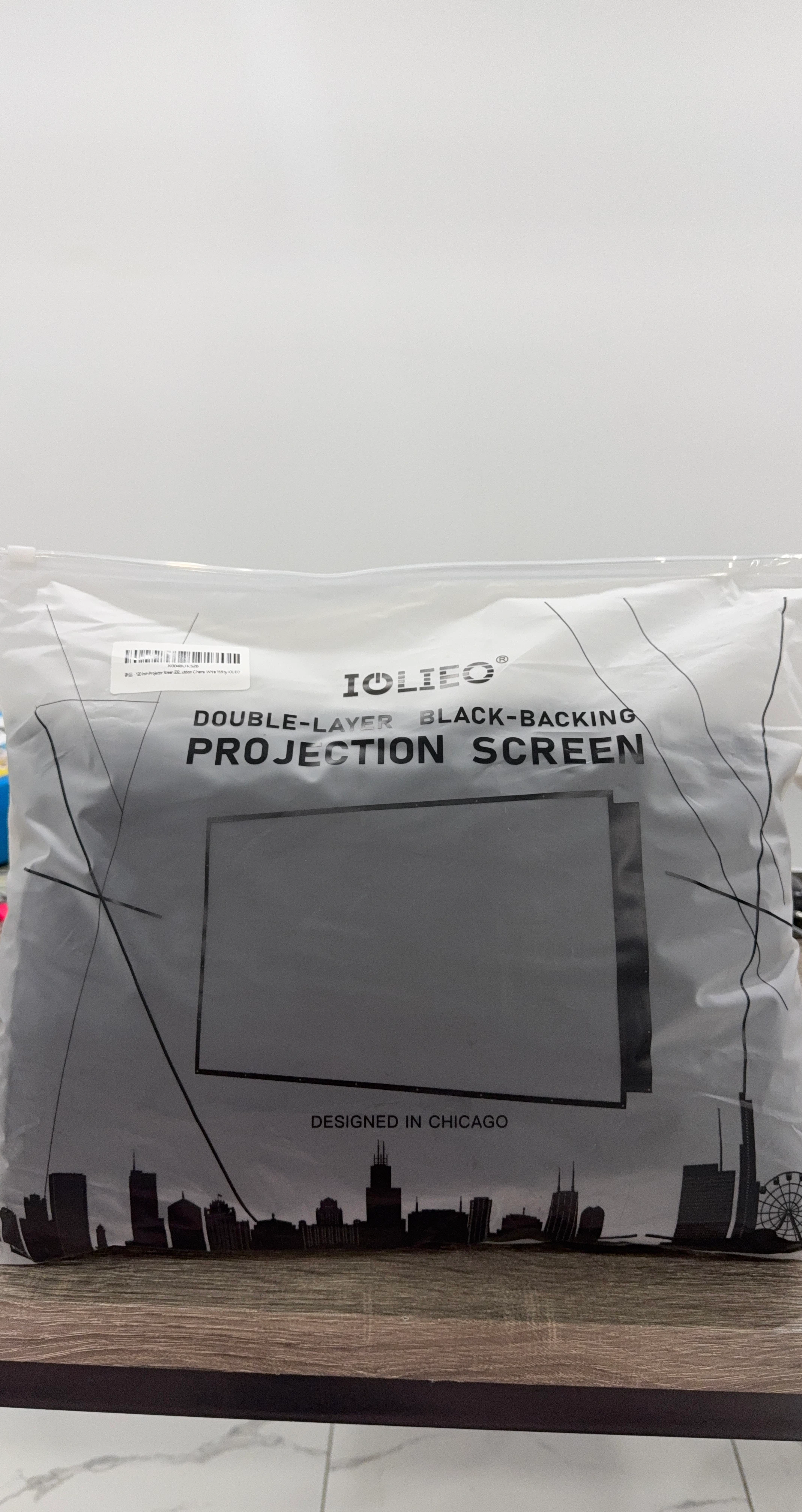 IOLIEO 120-Inch Projection Screen