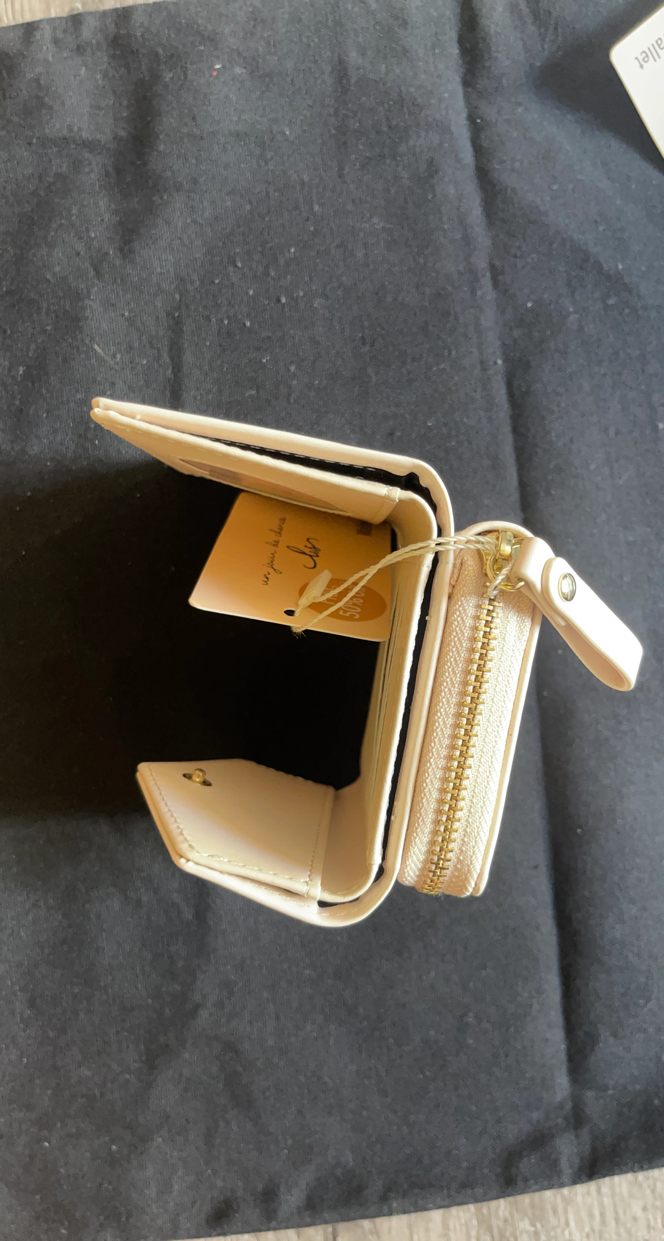 Beige/Off-White Compact Trifold Women's Wallet