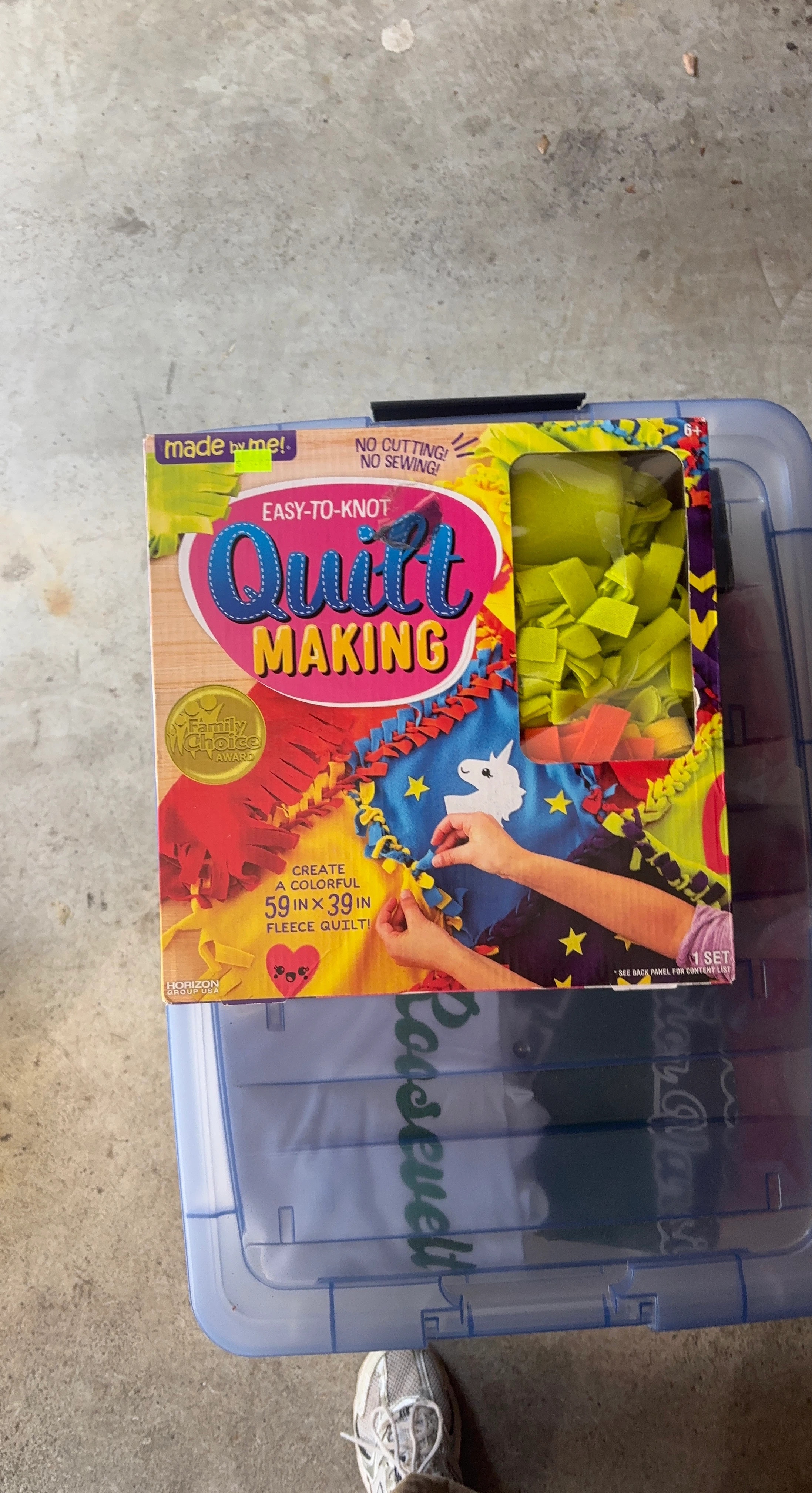 Made By Me! Easy-To-Knot Quilt Making Kit