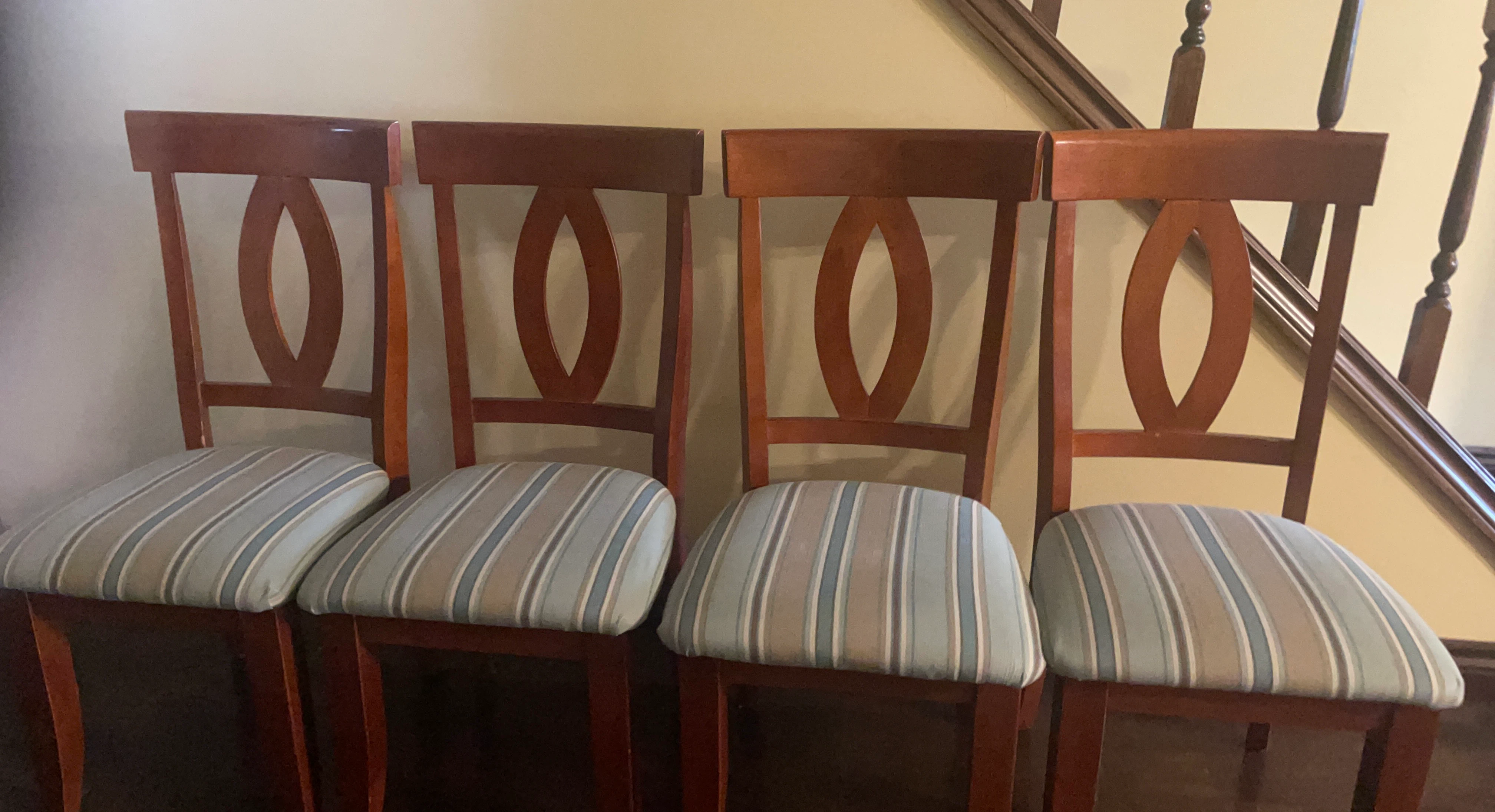 Set of 4 Wooden Dining Chairs
