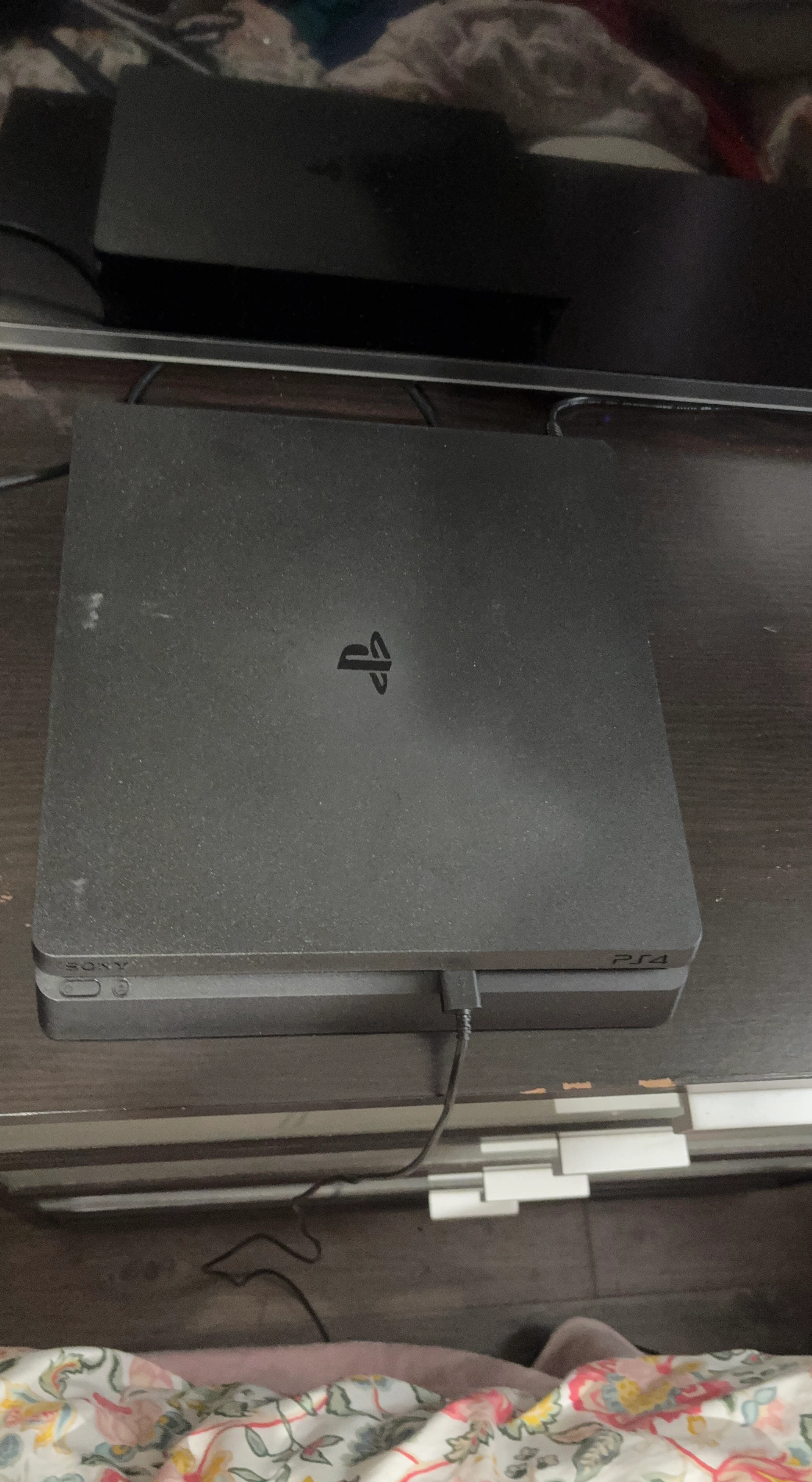 Sony PlayStation 4 Slim Console