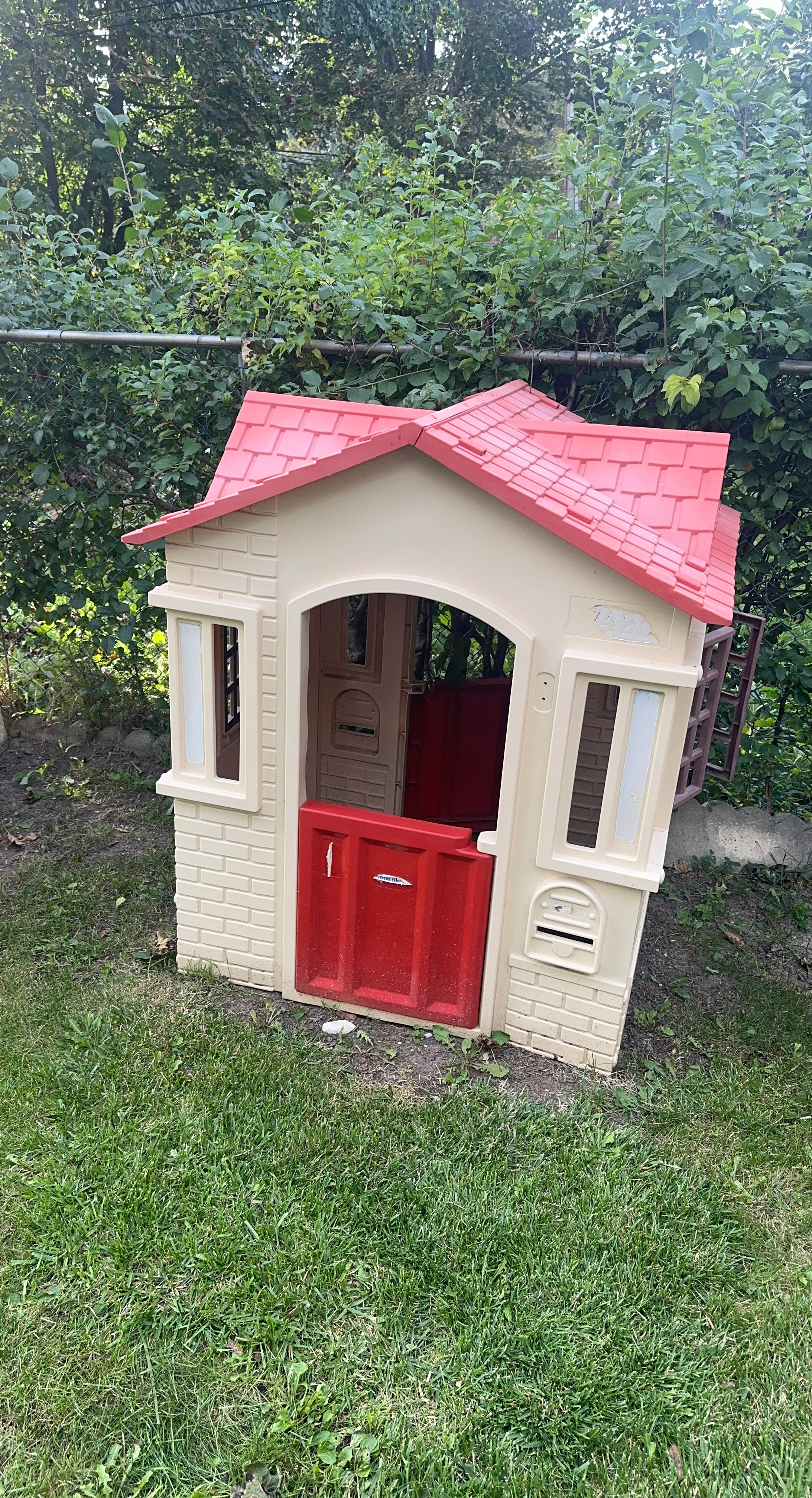 Little Tikes Plastic Playhouse