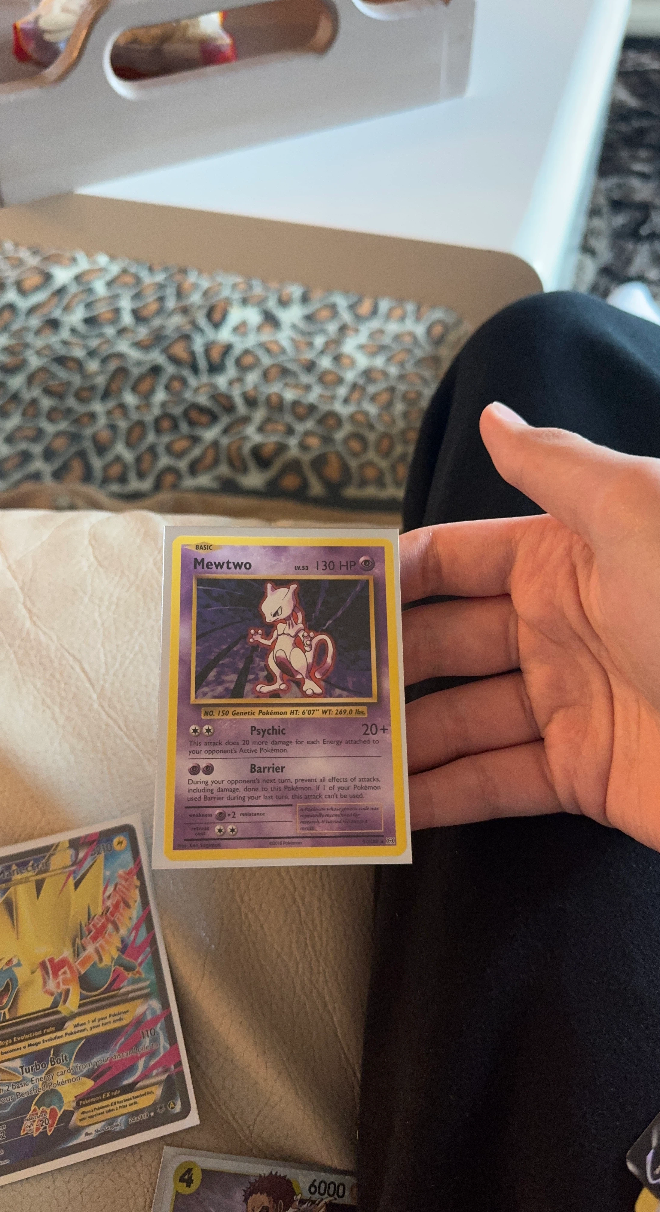2016 Pokemon Mewtwo Evolutions Trading Card