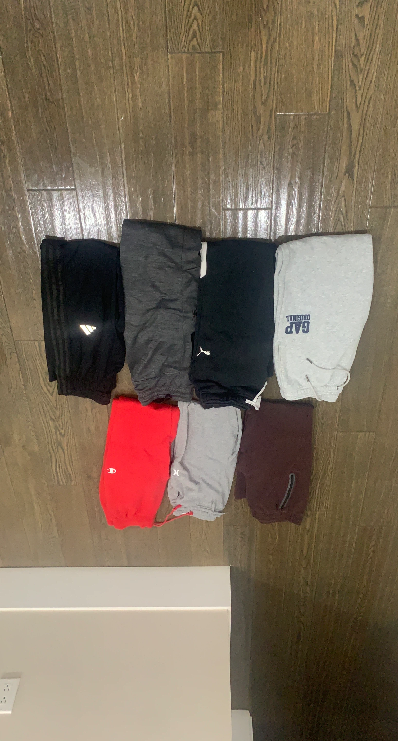 7 Pairs of Athletic Sweatpants