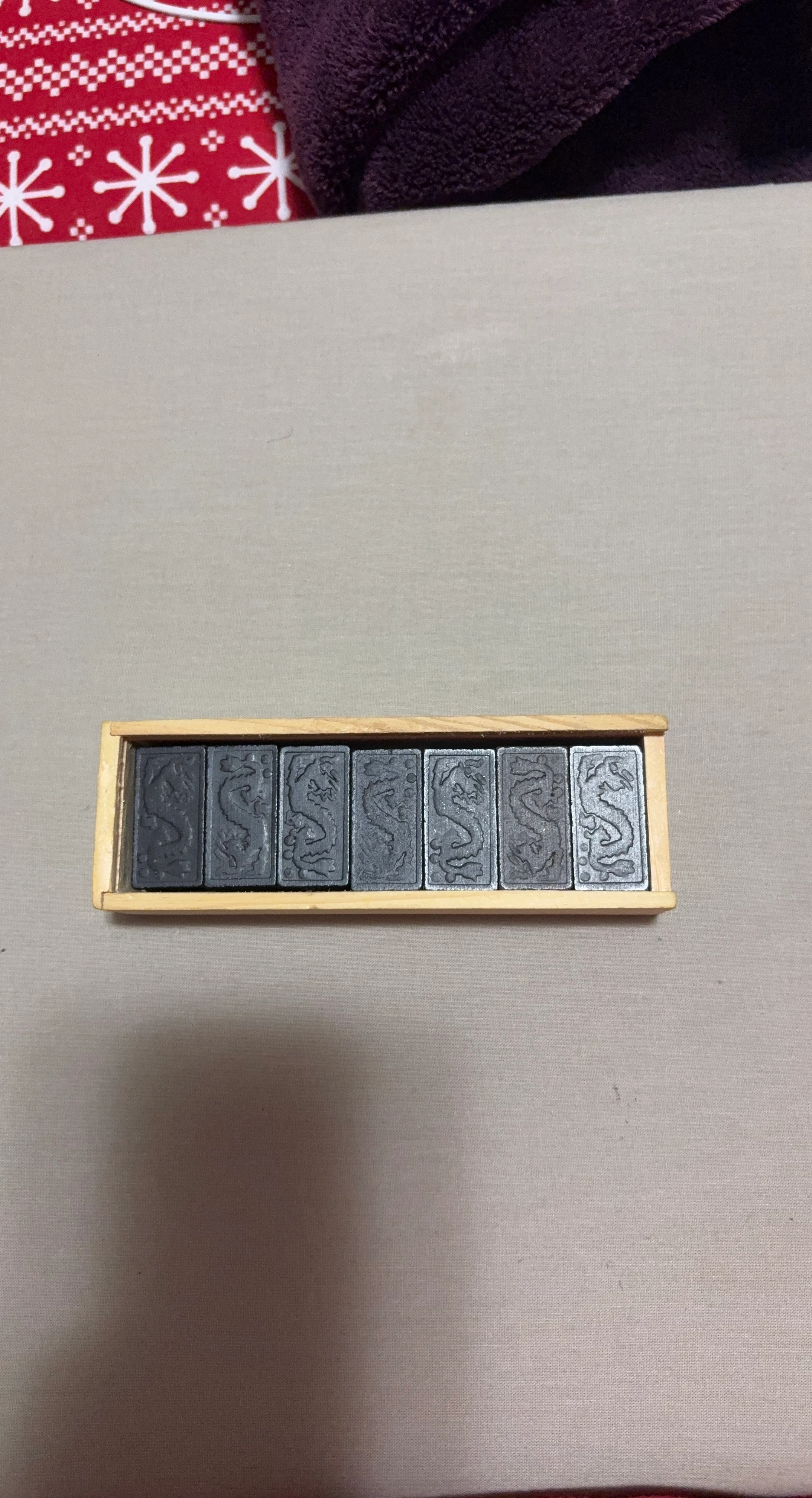 Mahjong Tile with black dragon design