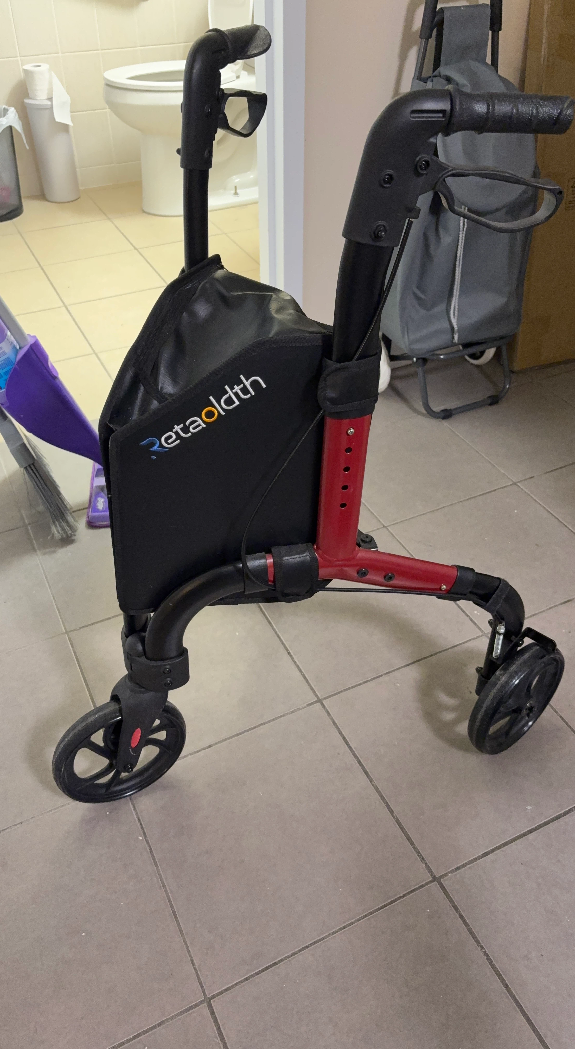 Retaoldth 3-Wheel Rollator Walking Aid