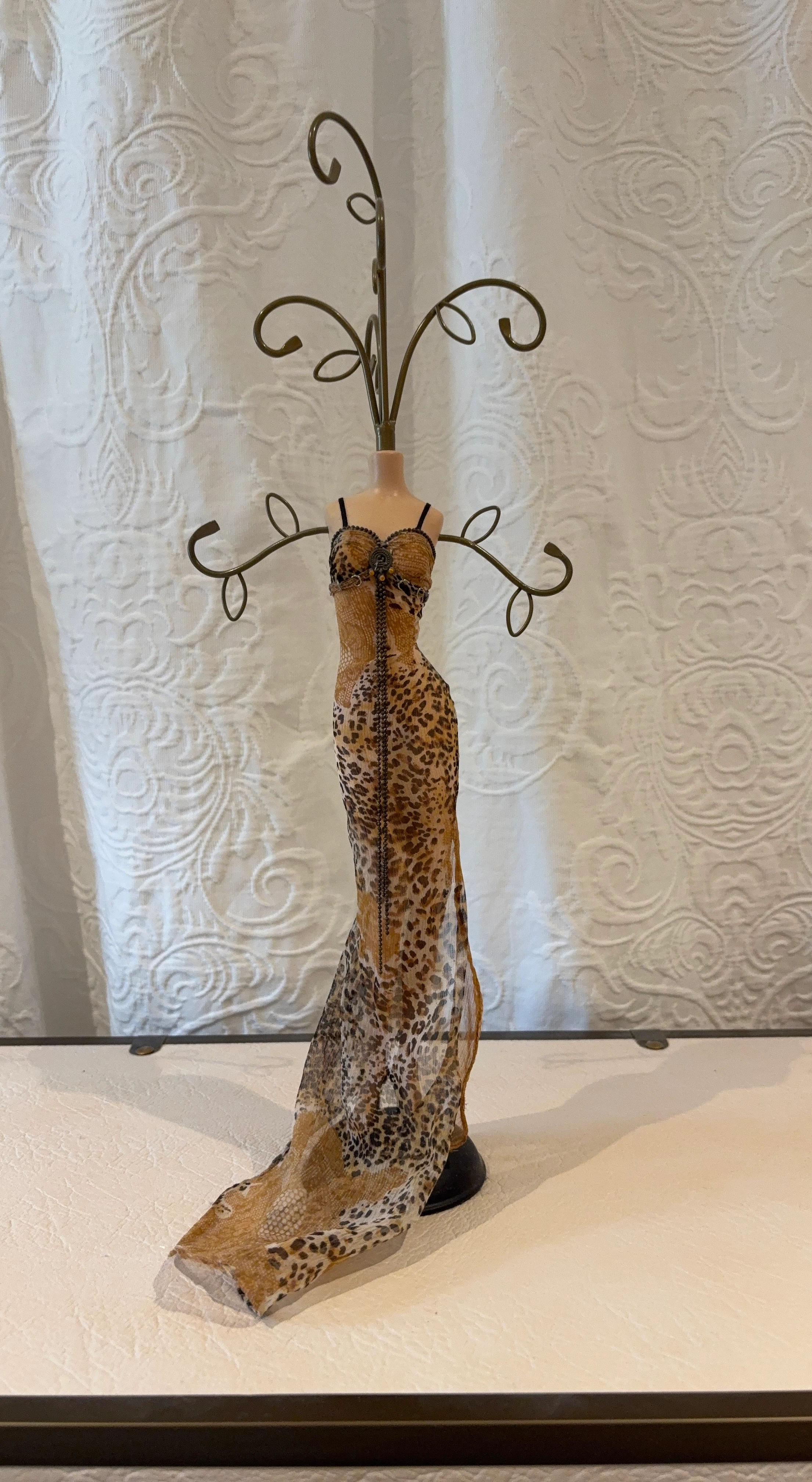 Mannequin Jewellery Stand