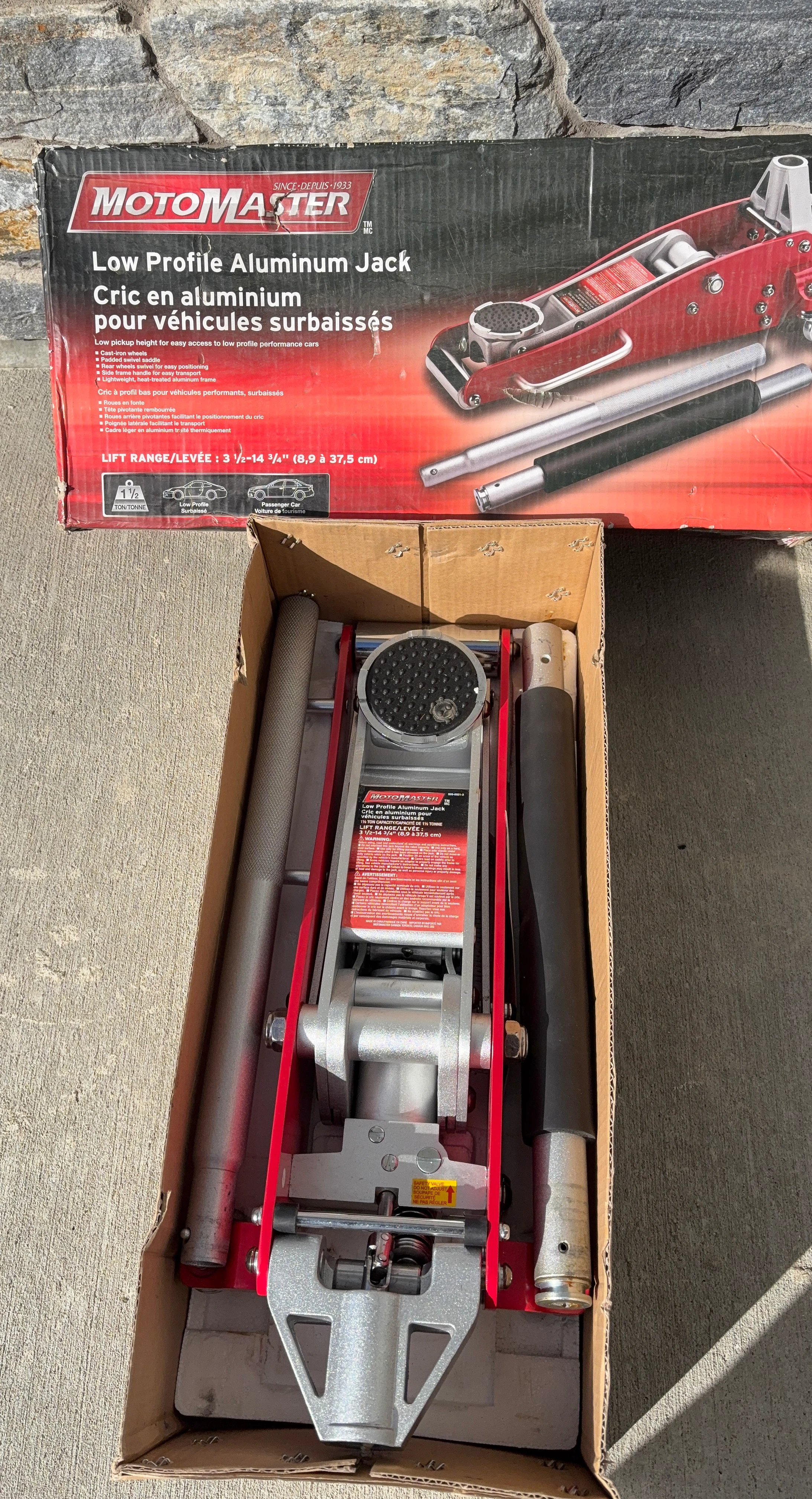 MotoMaster Low Profile Aluminum Jack 1.5 Ton