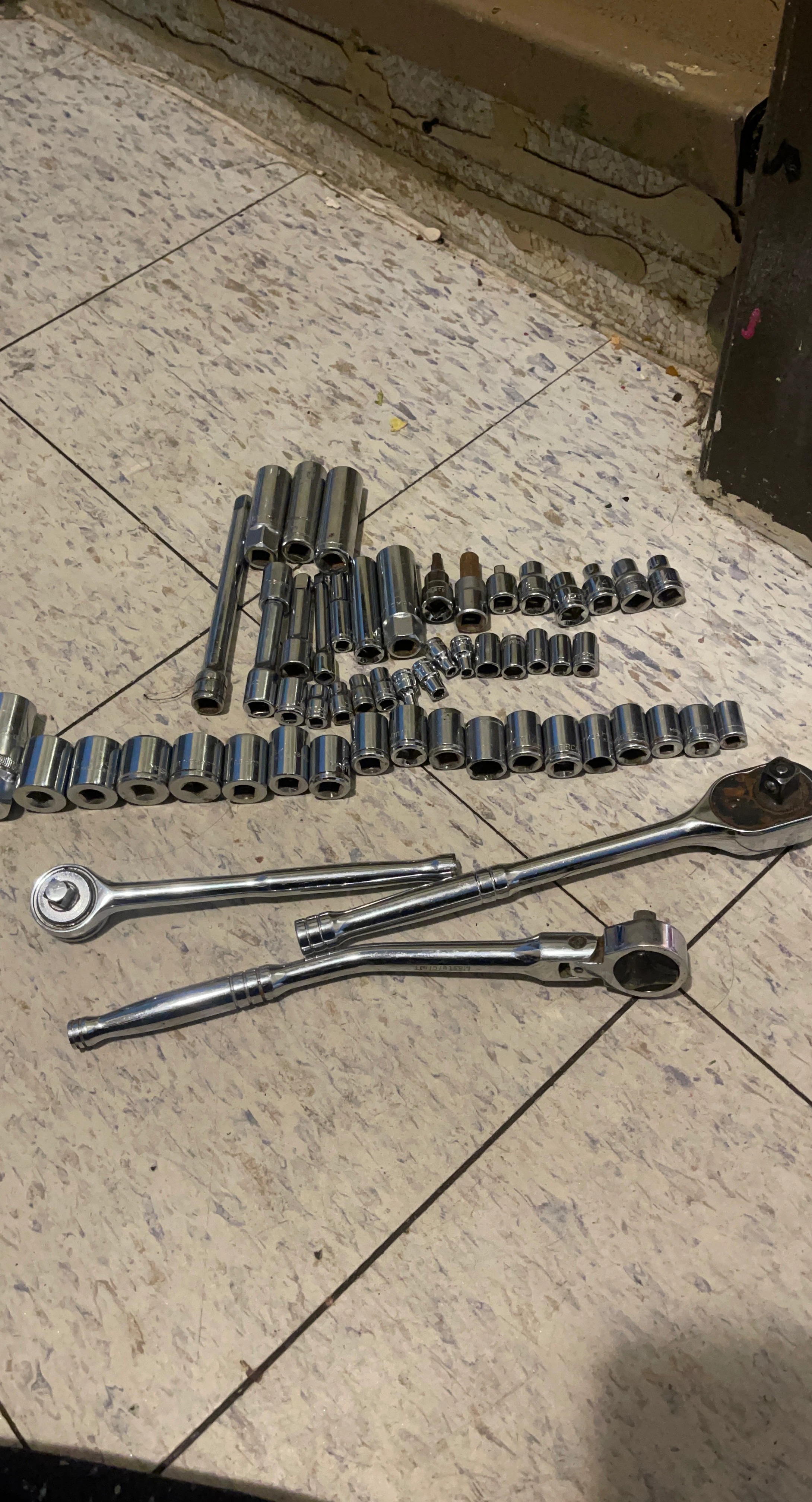 Mastercraft Socket and Ratchet Set