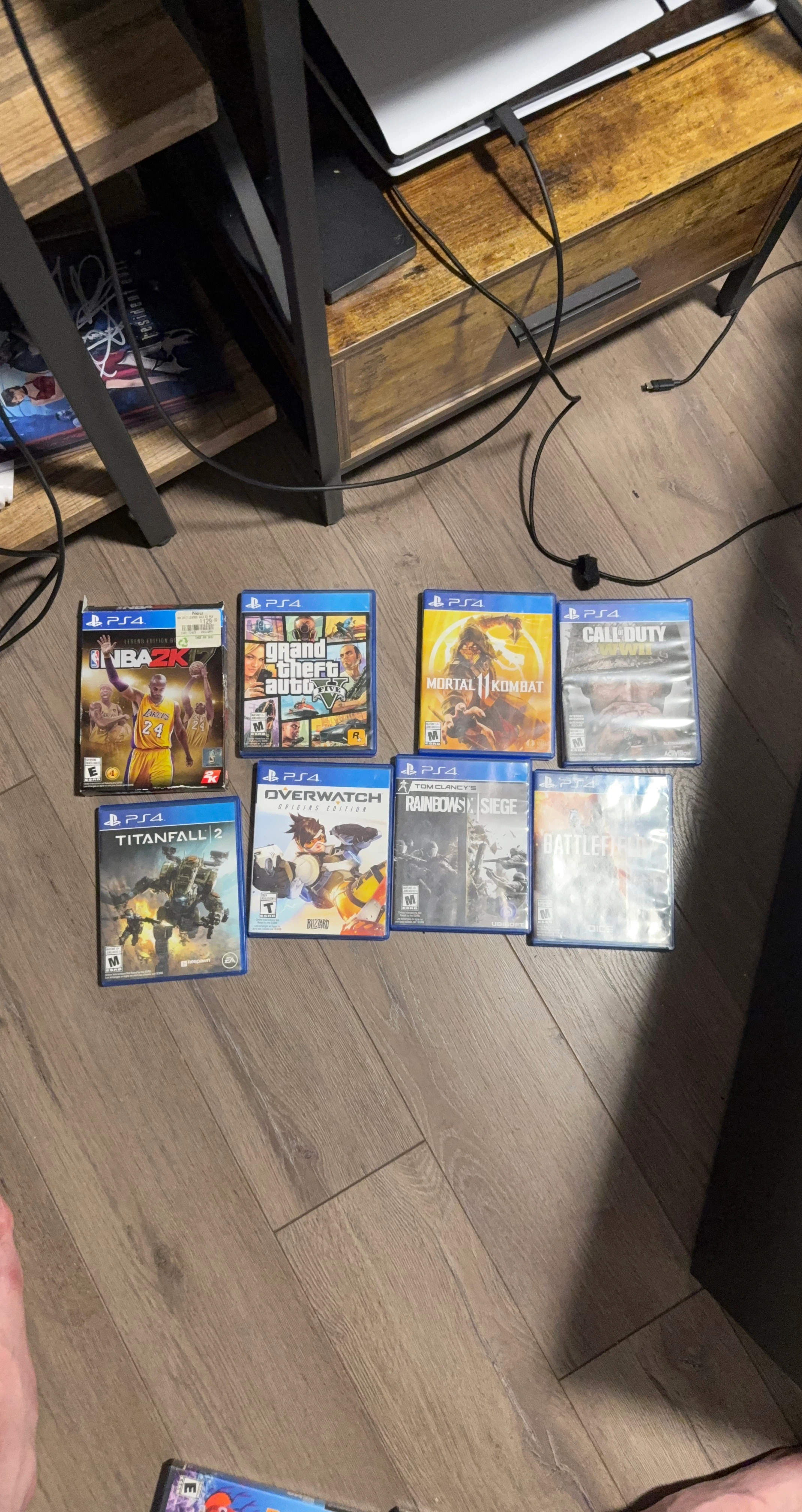 Set of 8 PlayStation 4 Games