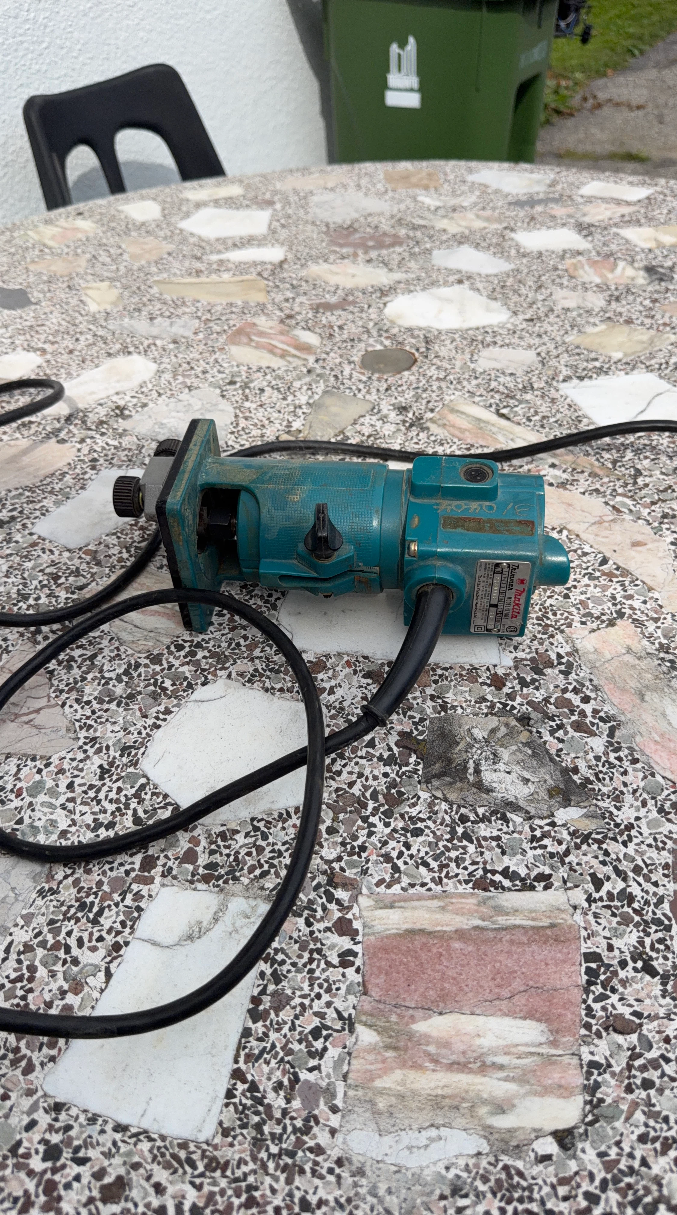 Makita Trimmer Model 3701