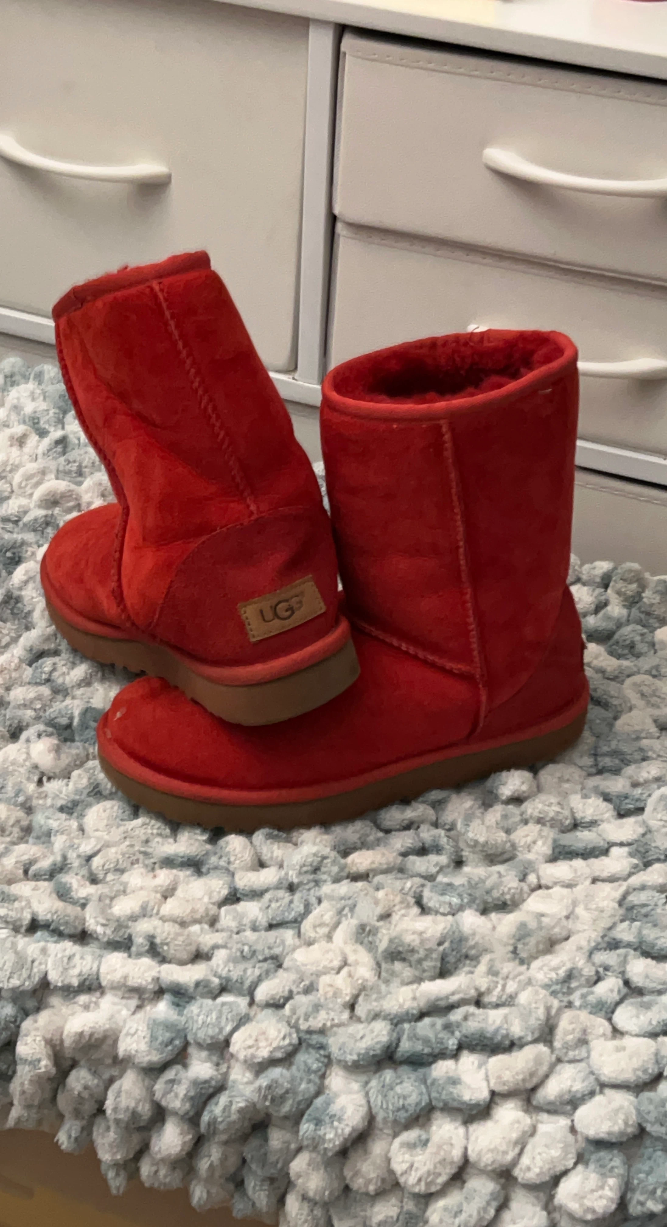 UGG Classic Boots Red