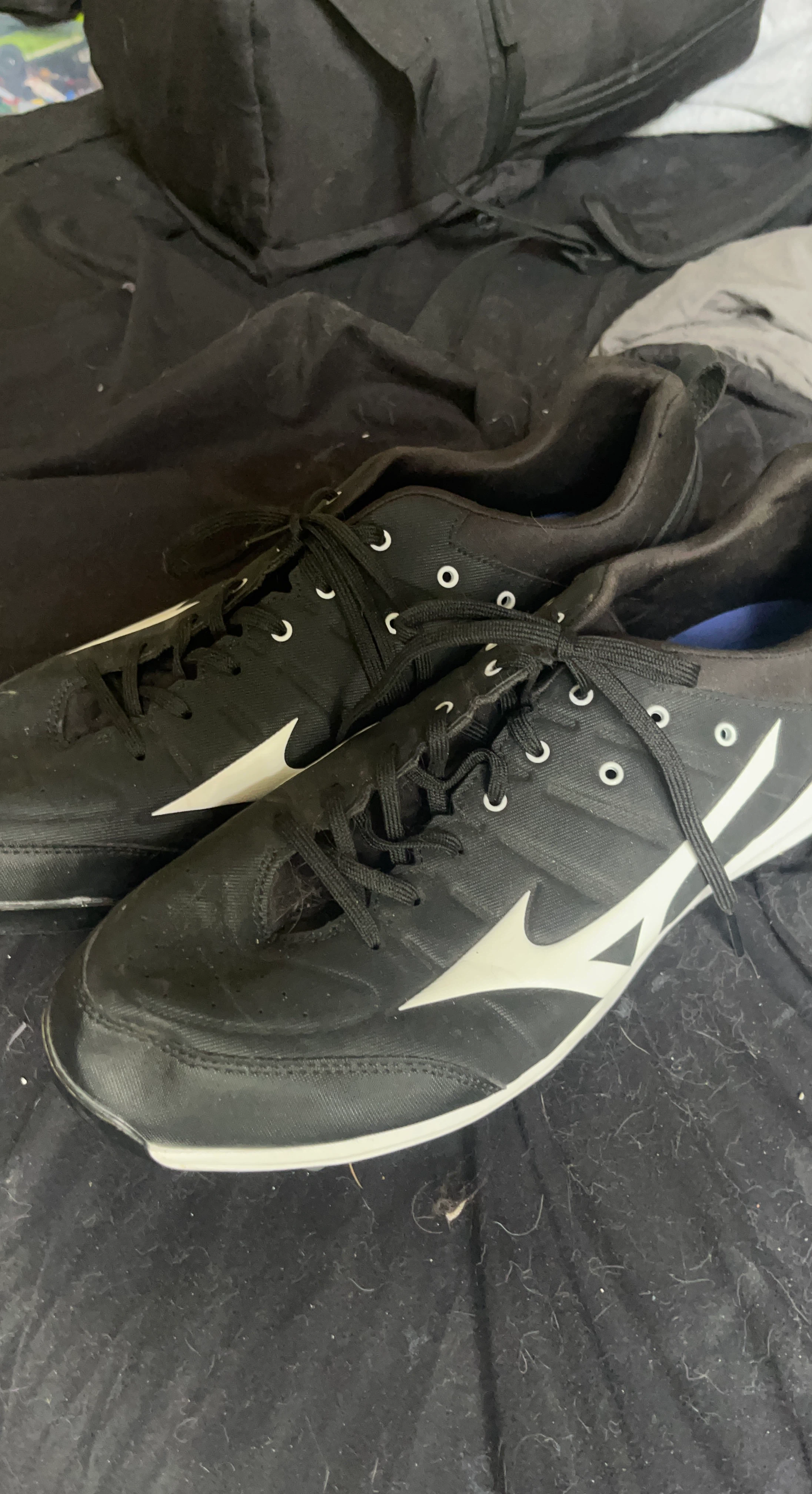Mizuno Black Baseball Cleats