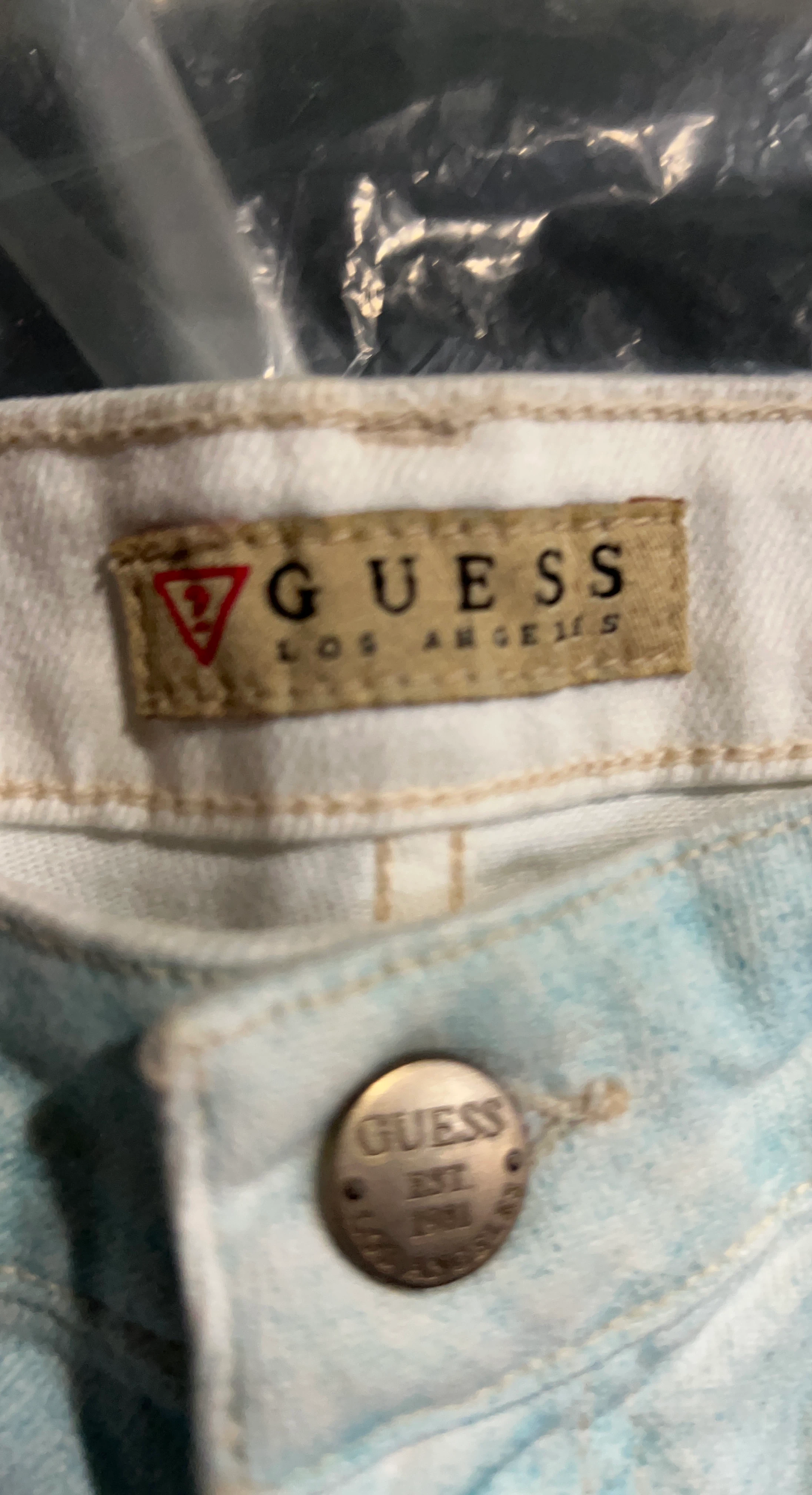 Guess Light Wash Denim Shorts Size 28 - photo 4