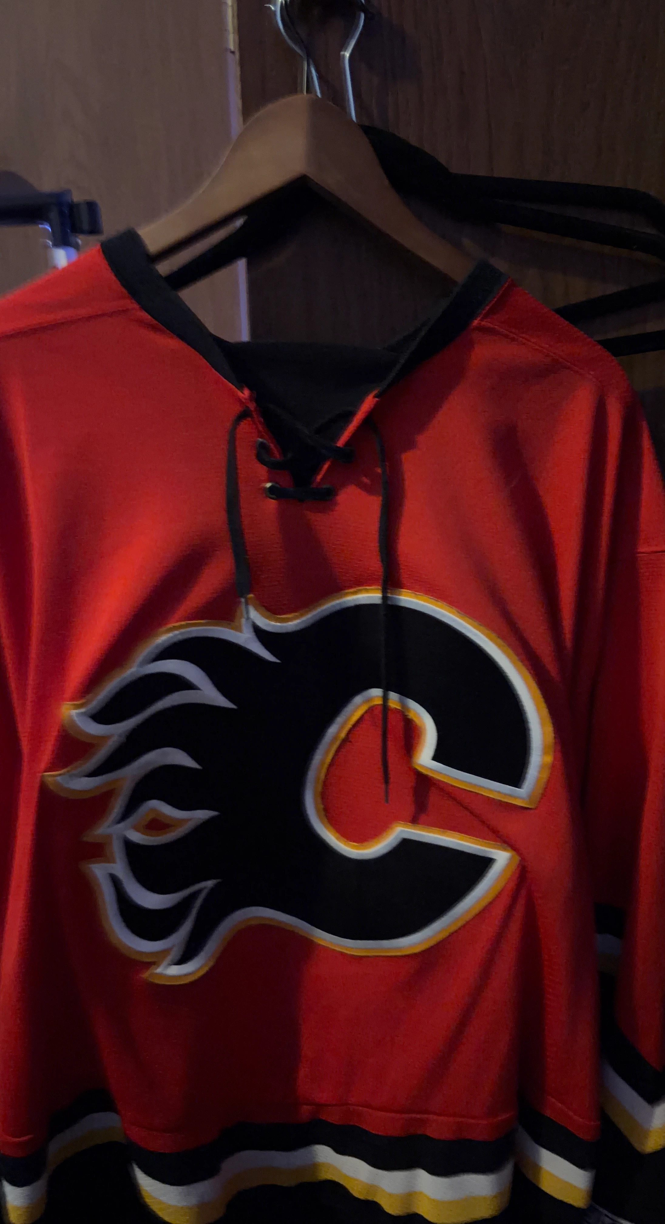Calgary Flames Hockey Jersey