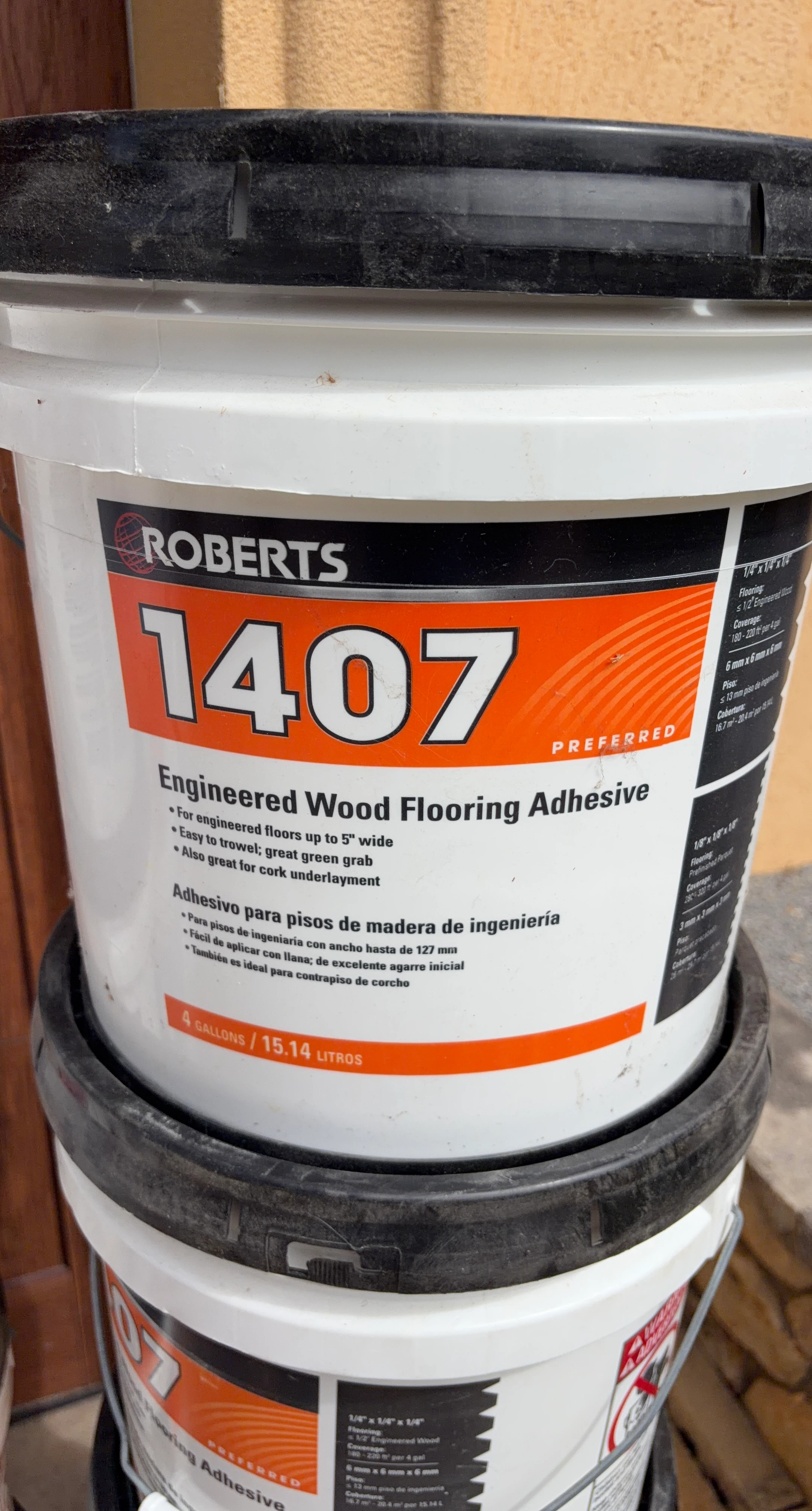 Roberts 1407 Engineered Wood Flooring Adhesive 4 Gallons