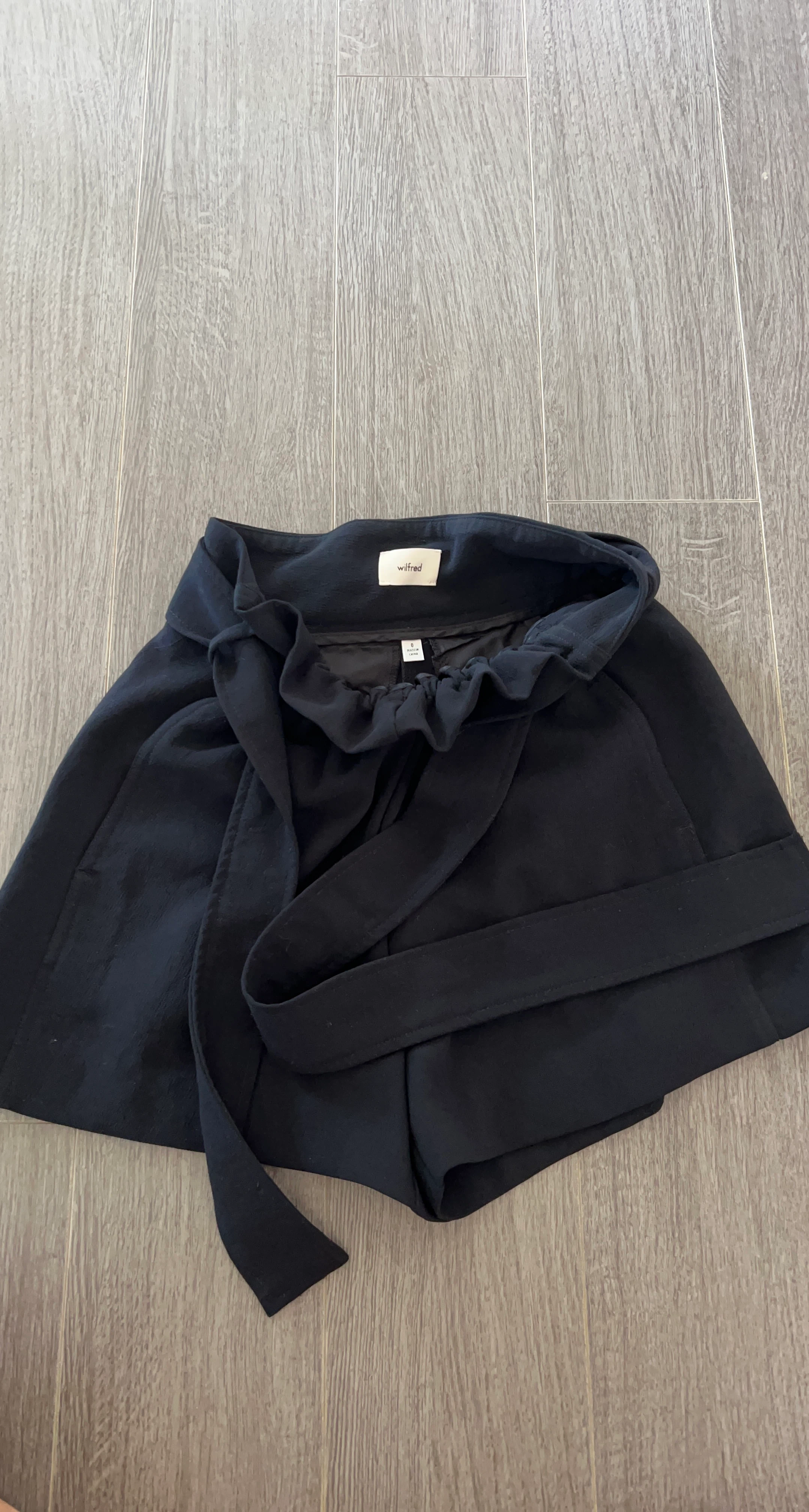 Wilfred Black Tie-Waist Shorts