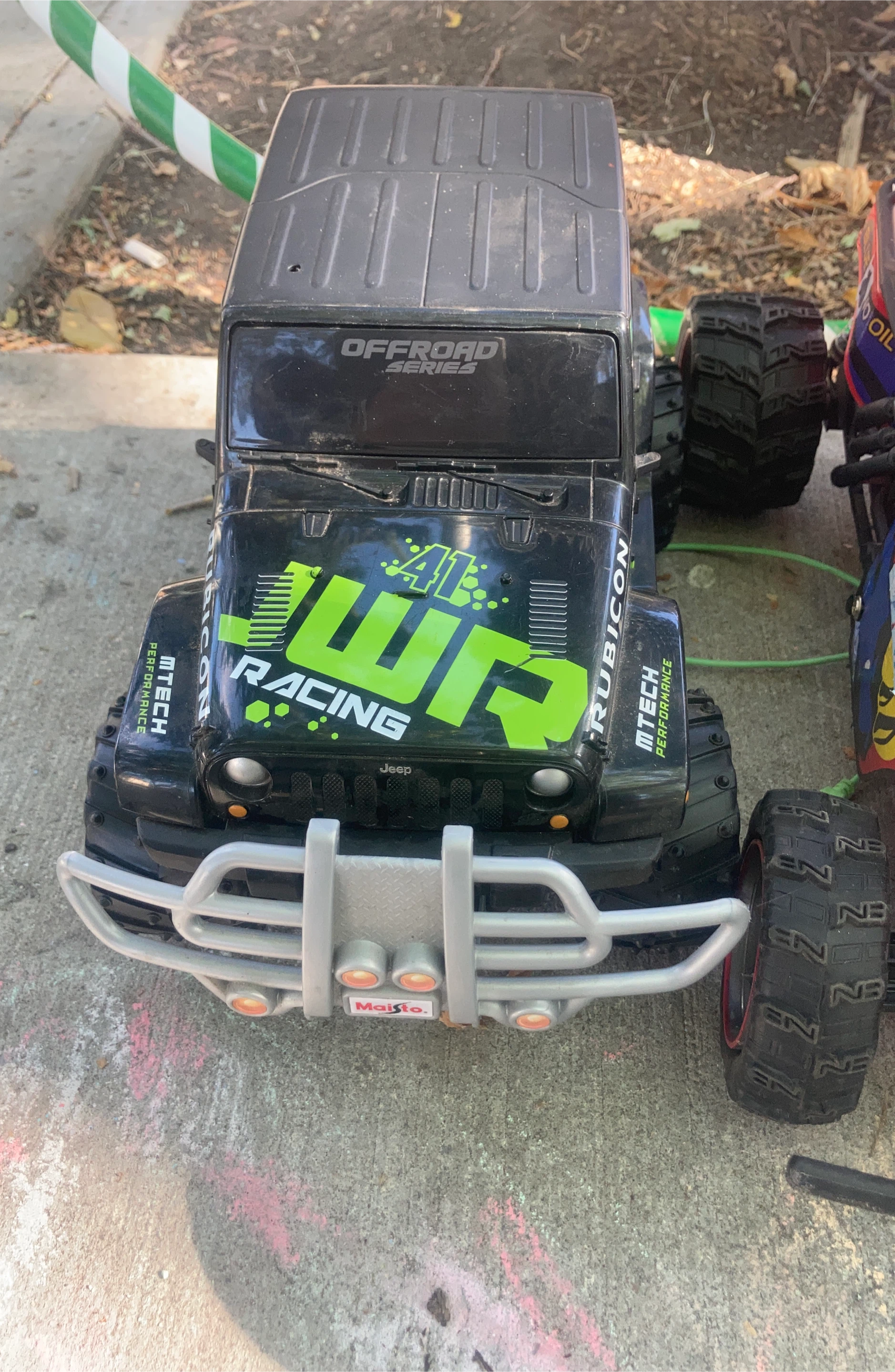Maisto Offroad Jeep and RC Toy Cars