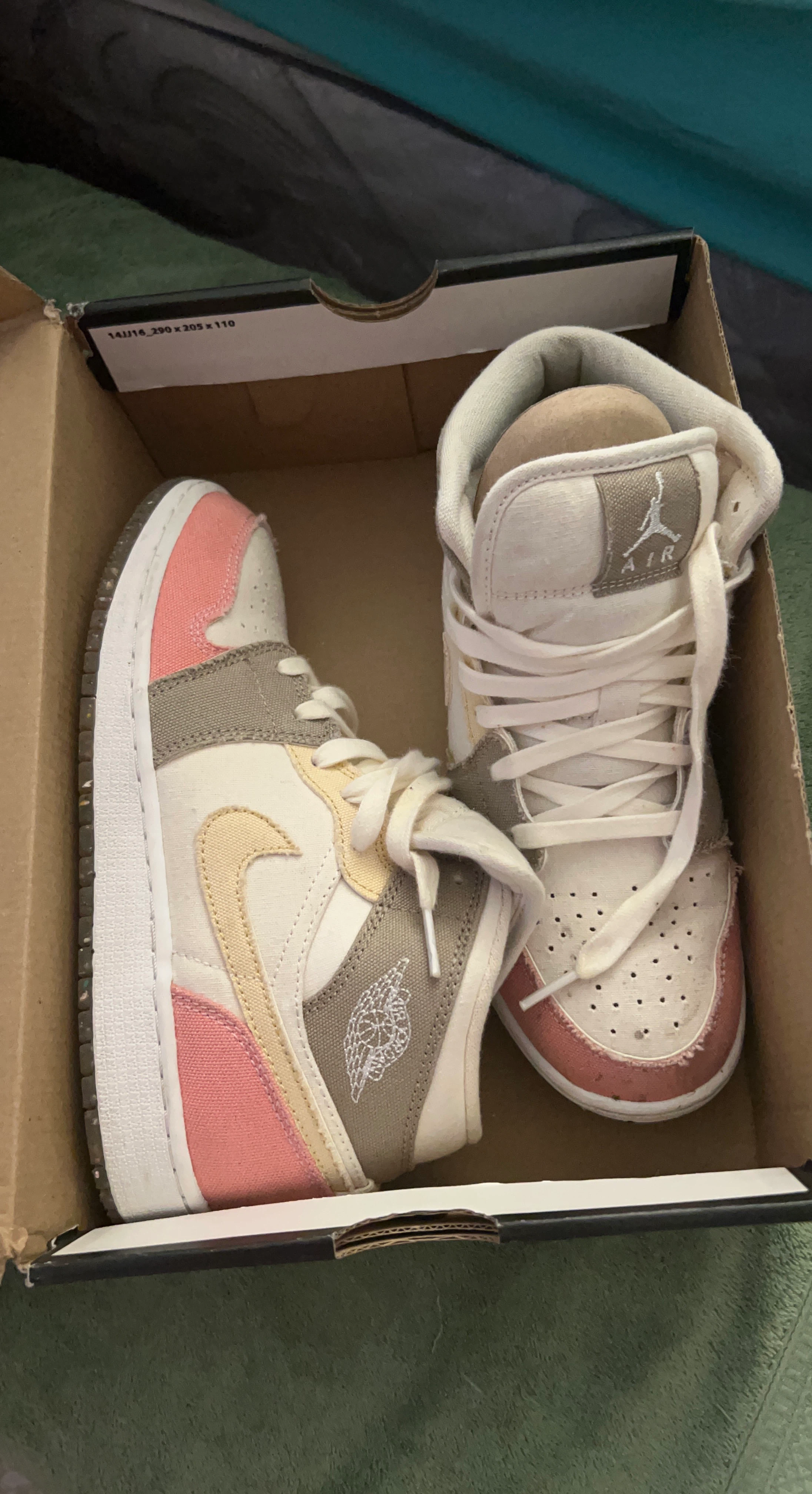 Jordan 1 Mid SE Canvas Women's Shoes