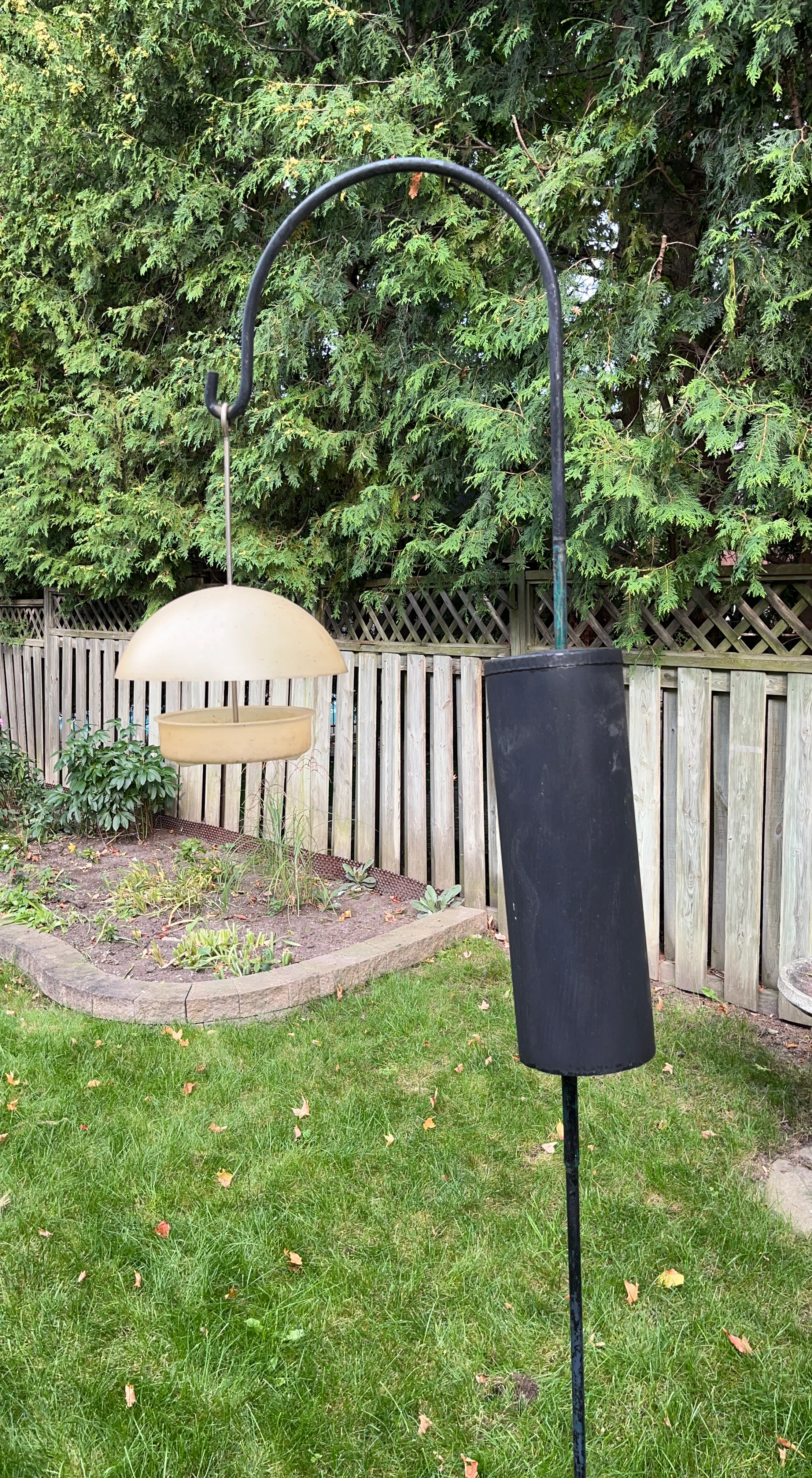 Woodlink  Dome Bird Feeder and shepherds hook
