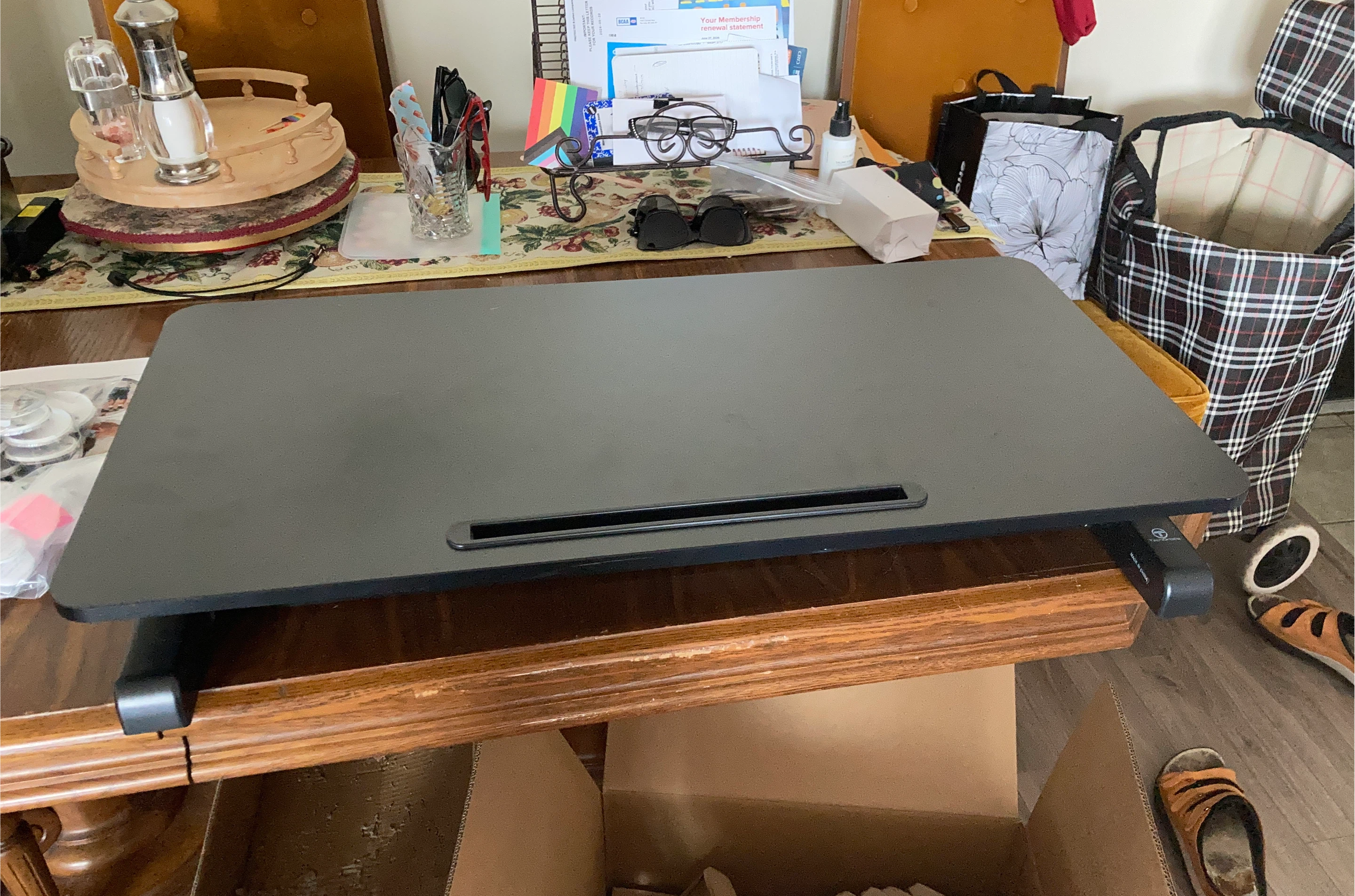 Standing desk converter