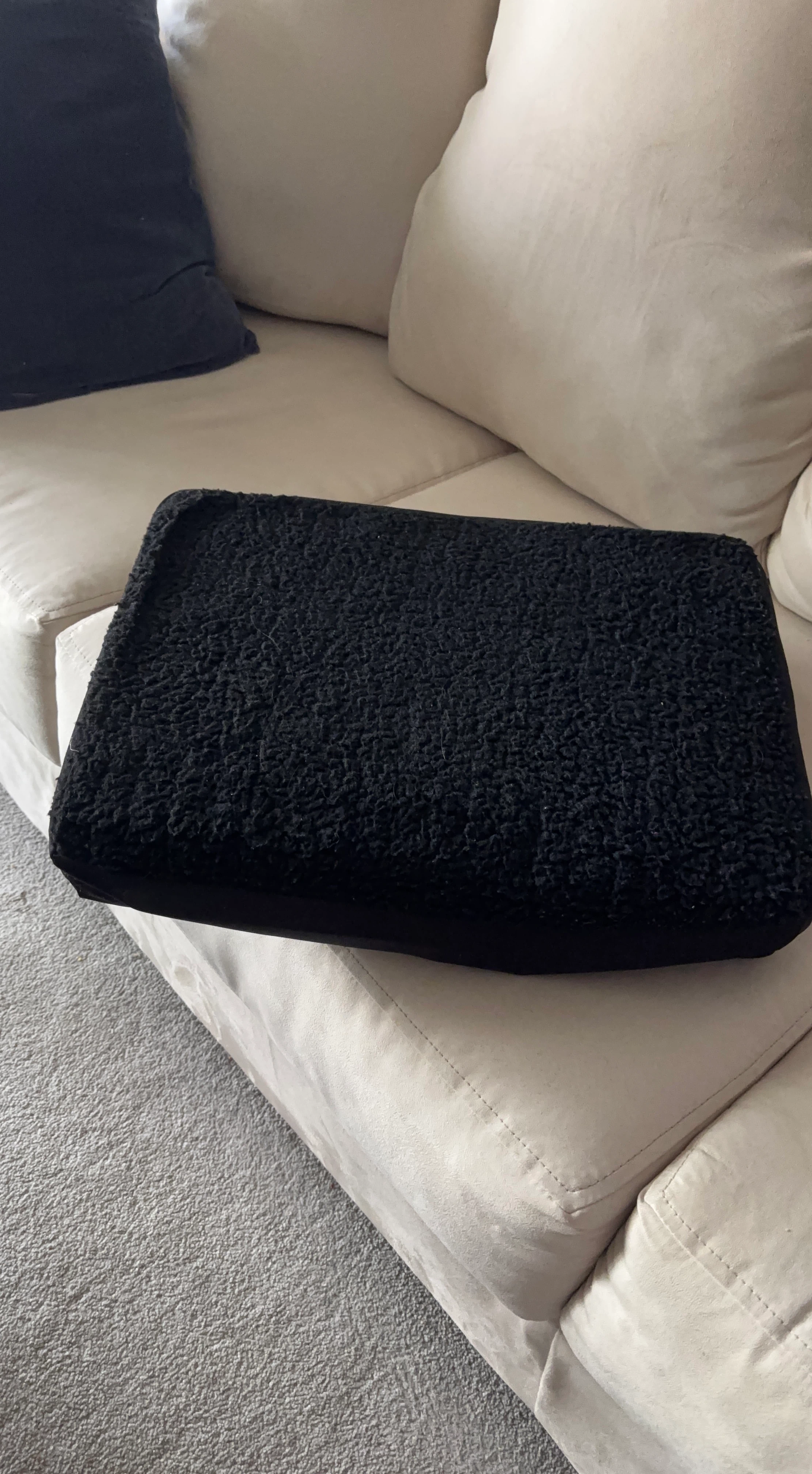 Black Sherpa Seat Cushion