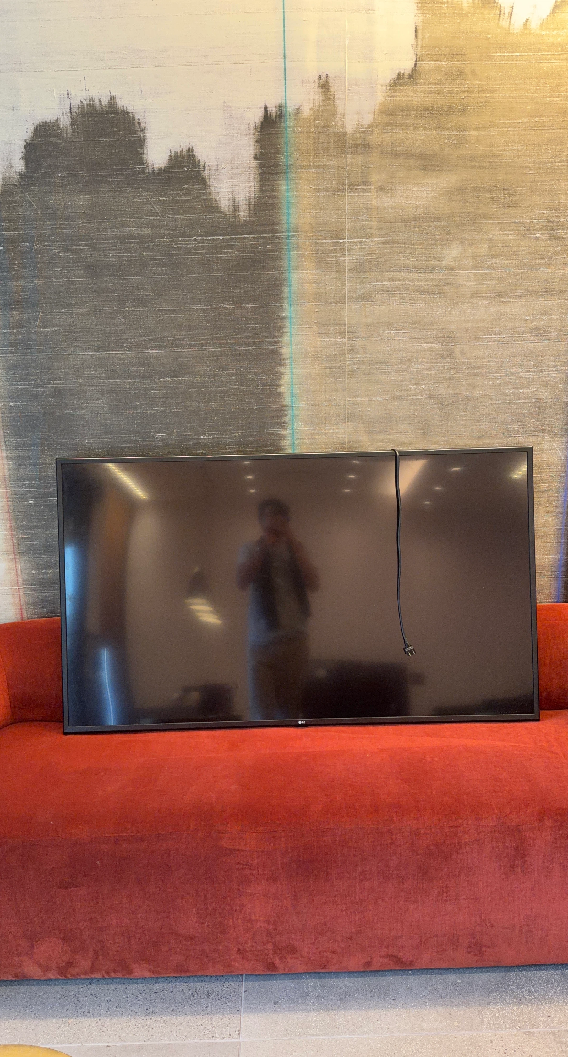 LG Flat Screen Television 60 inch 4K HDR
