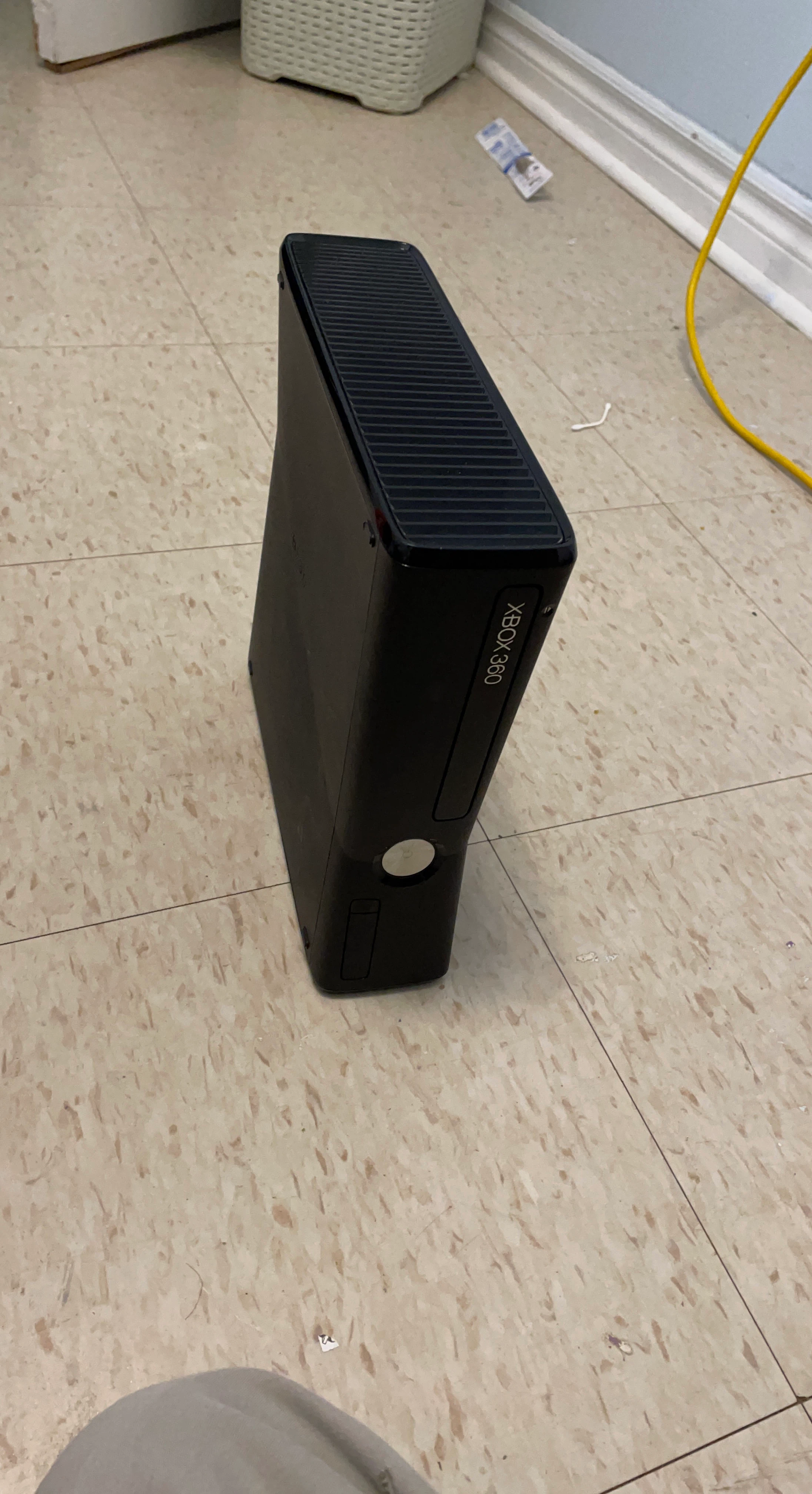 Black Xbox 360 Console