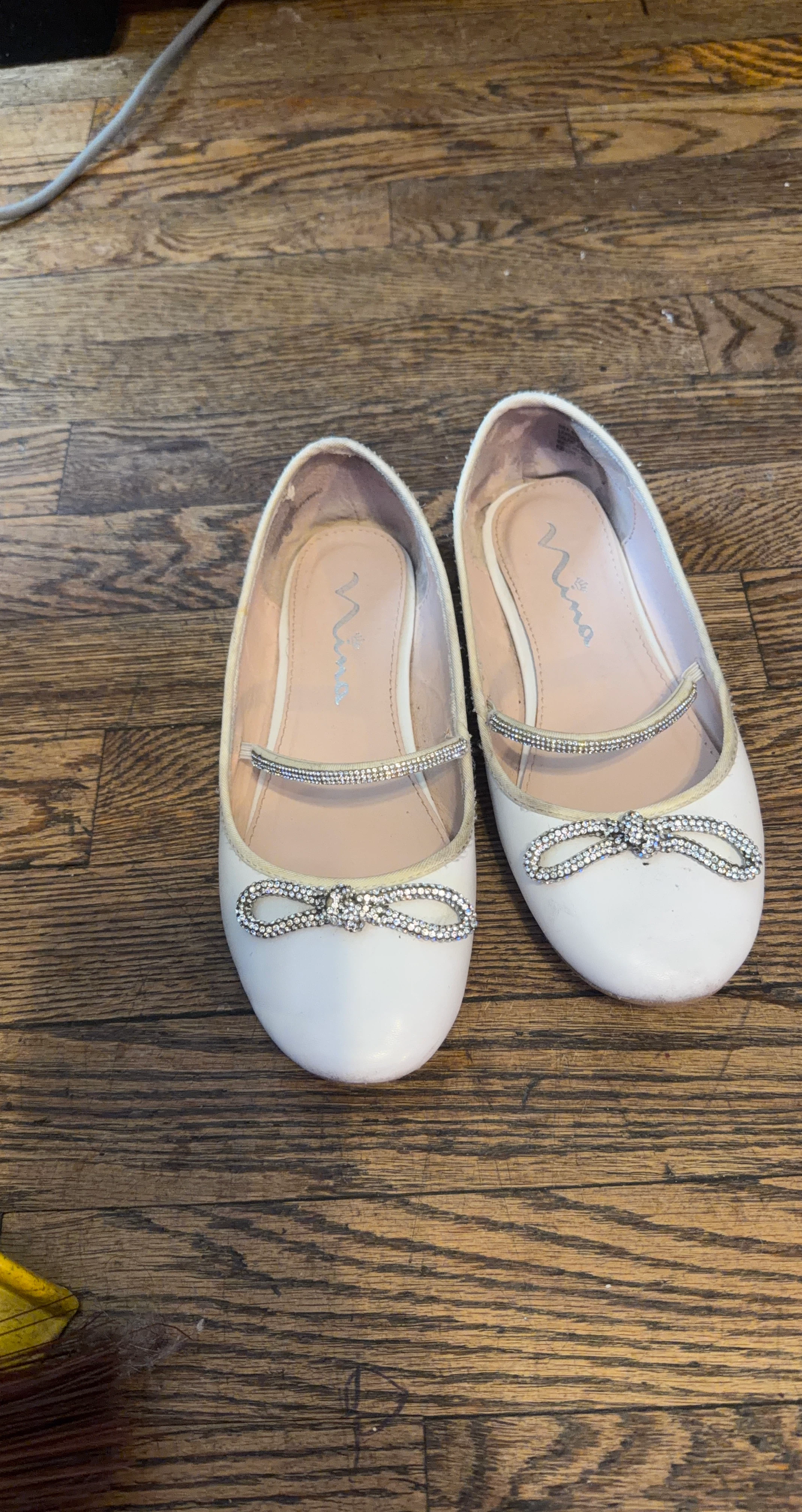 Nina White Crystal Bow Flats