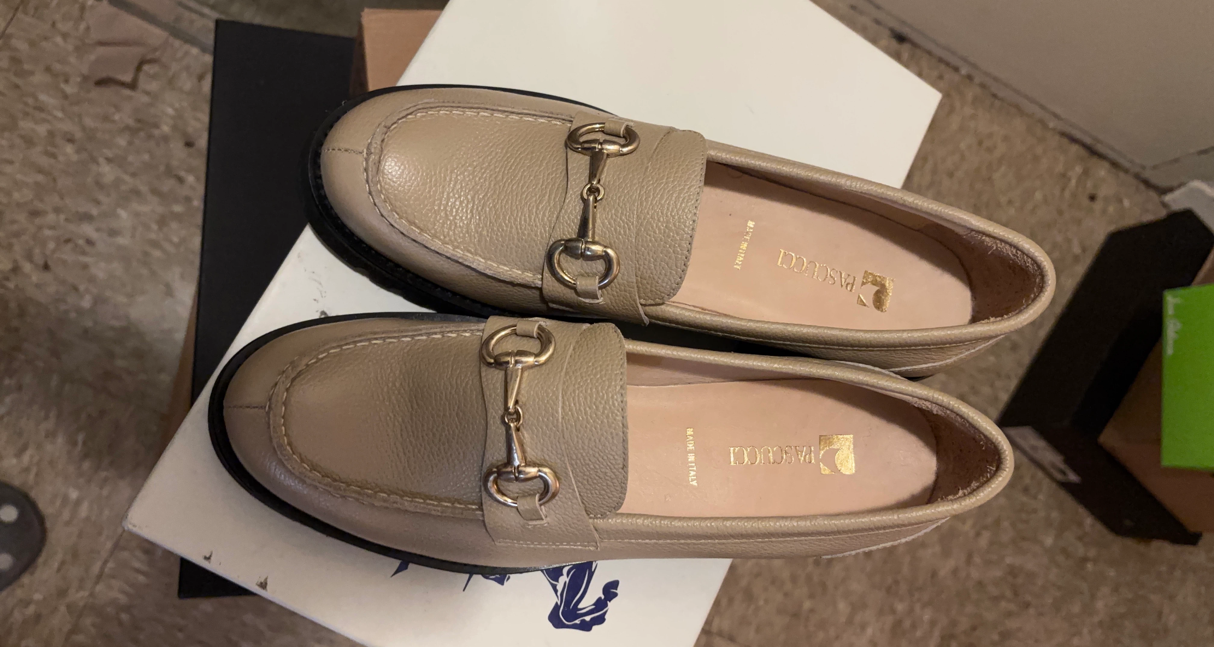 Pascucci Beige Leather Horsebit Loafers