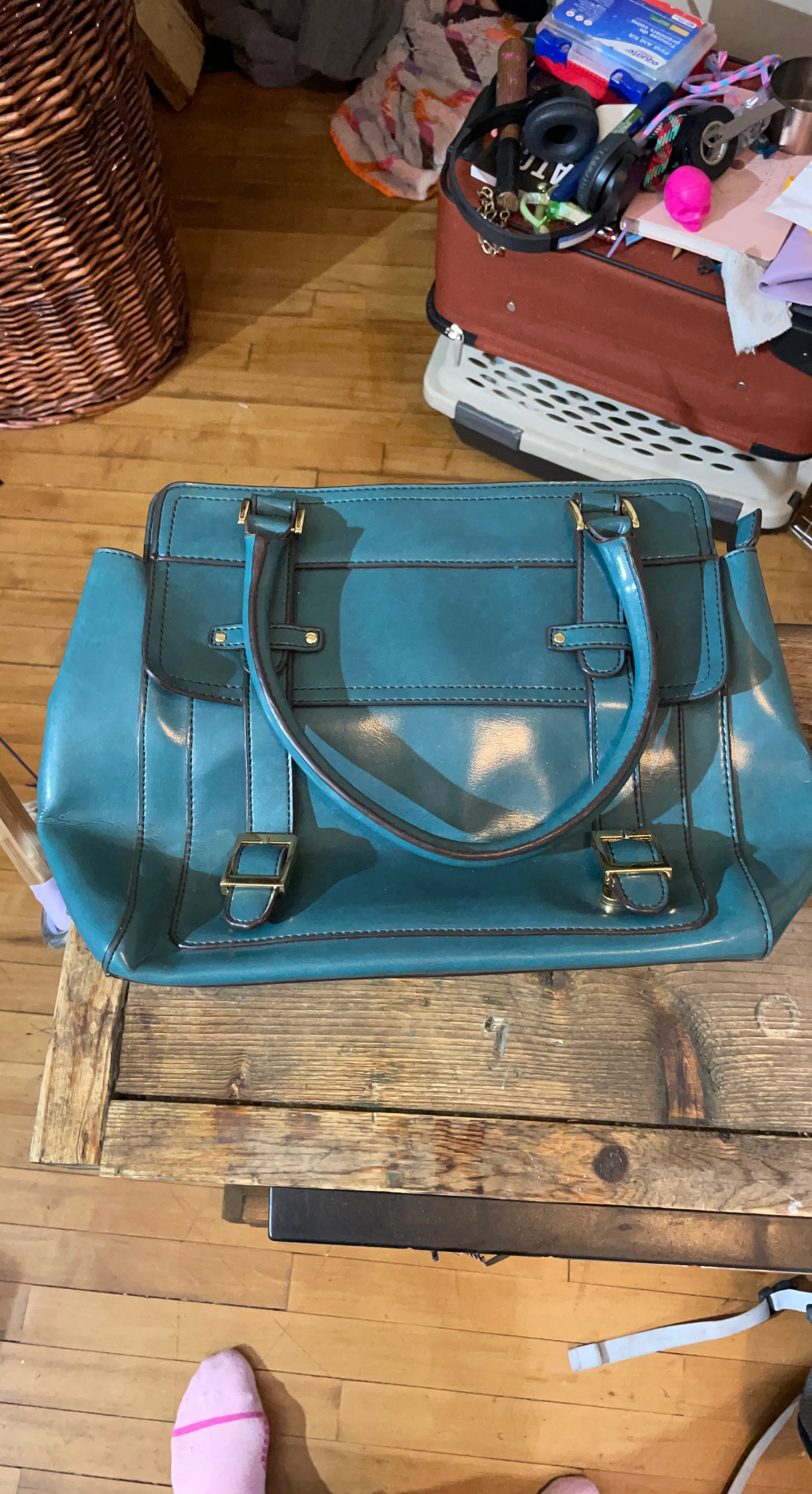 Teal faux leather handbag