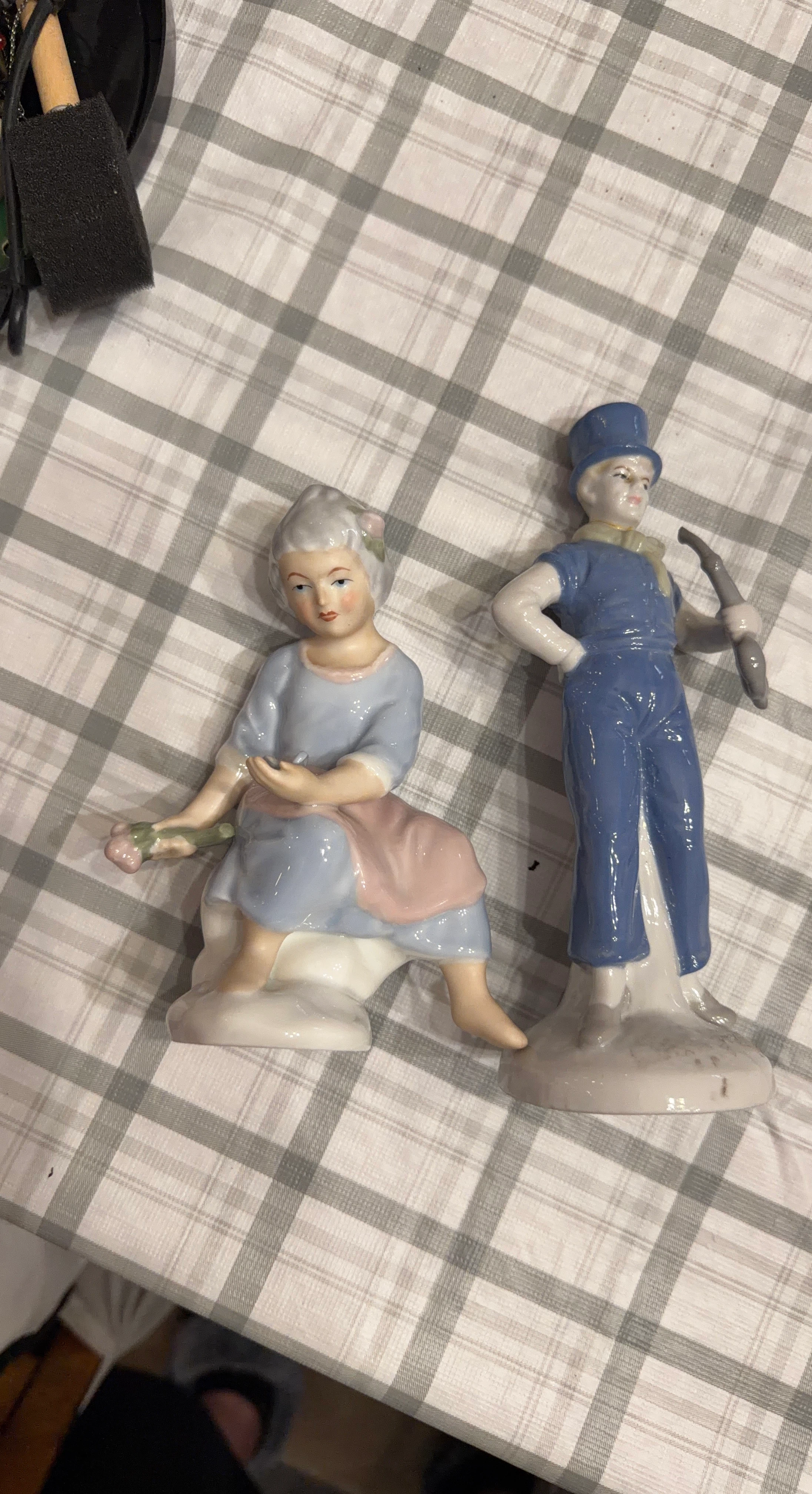 Vintage Porcelain Couple Figurines
