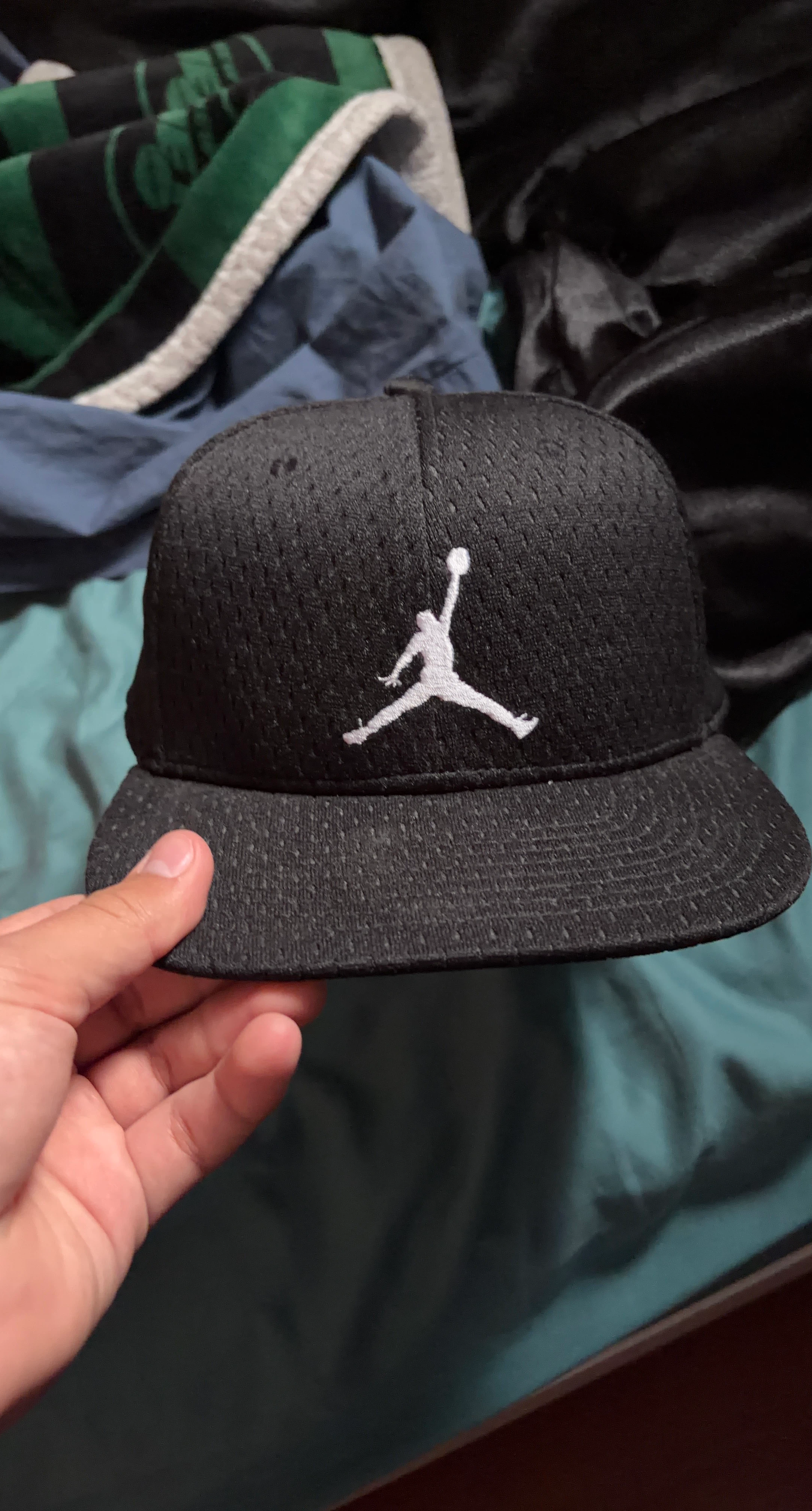 Air Jordan Mesh Snapback Hat