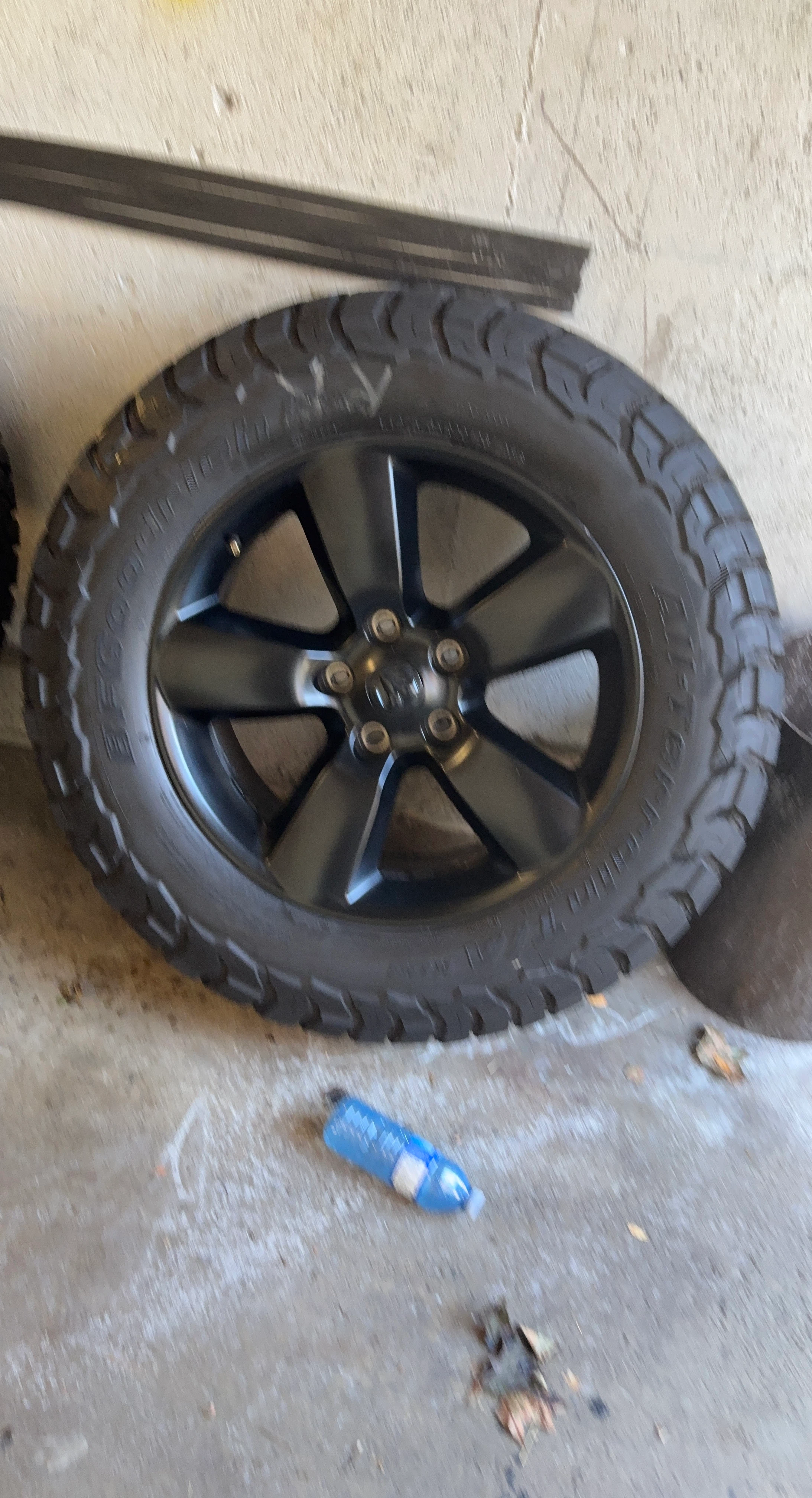 BFGoodrich All-Terrain Tire LT275/65R20