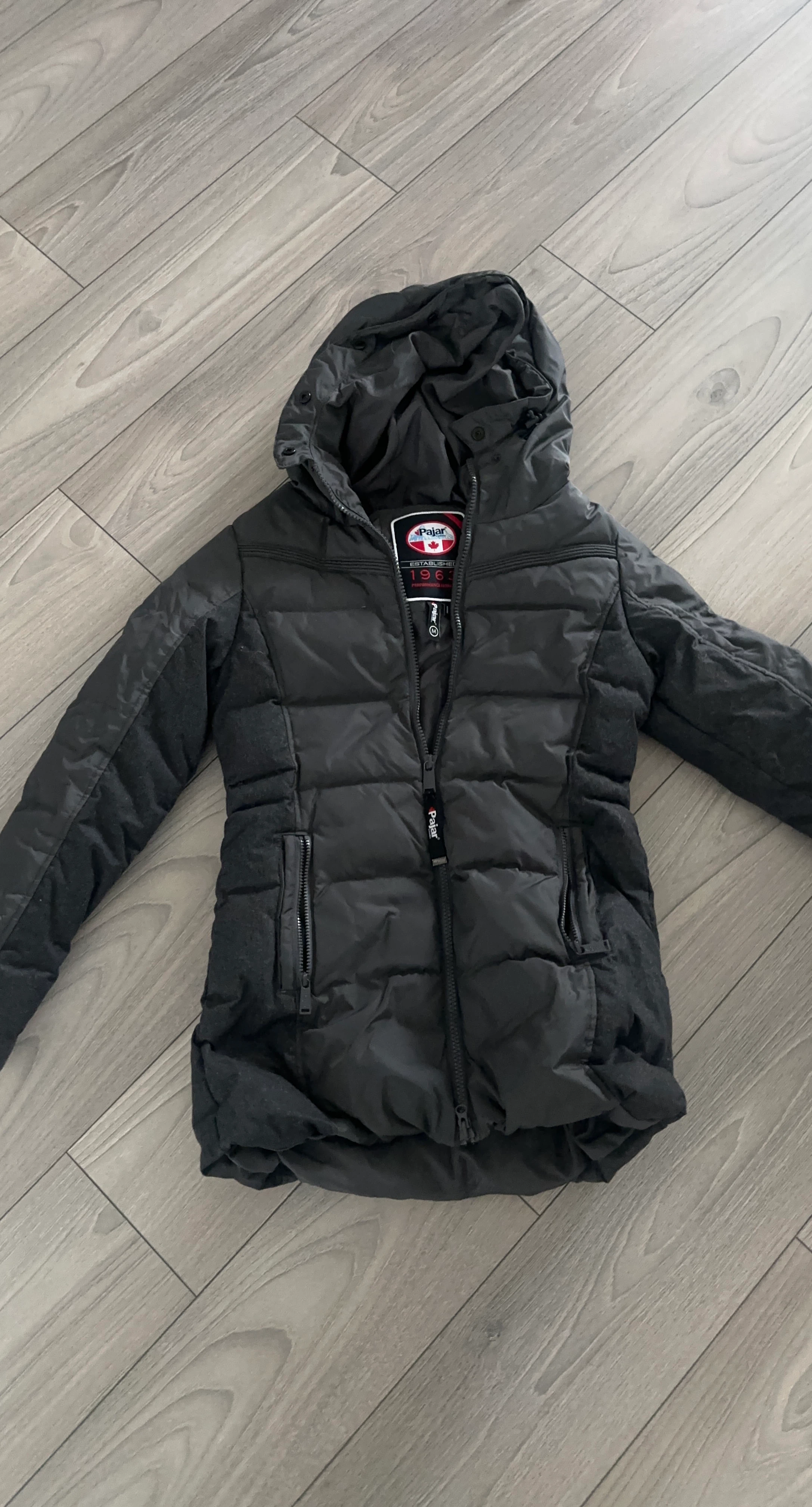 Pajar Canada Winter Jacket - Black - Size Medium